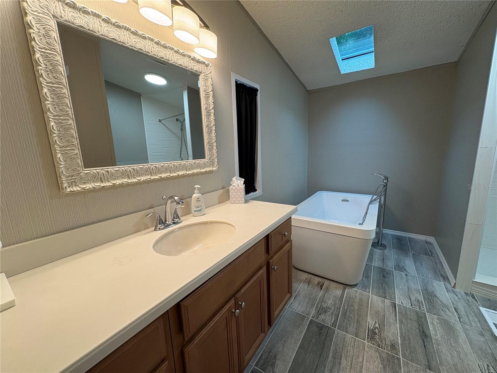Primary Bath - 8588 W WINGS LN, CRYSTAL RIVER