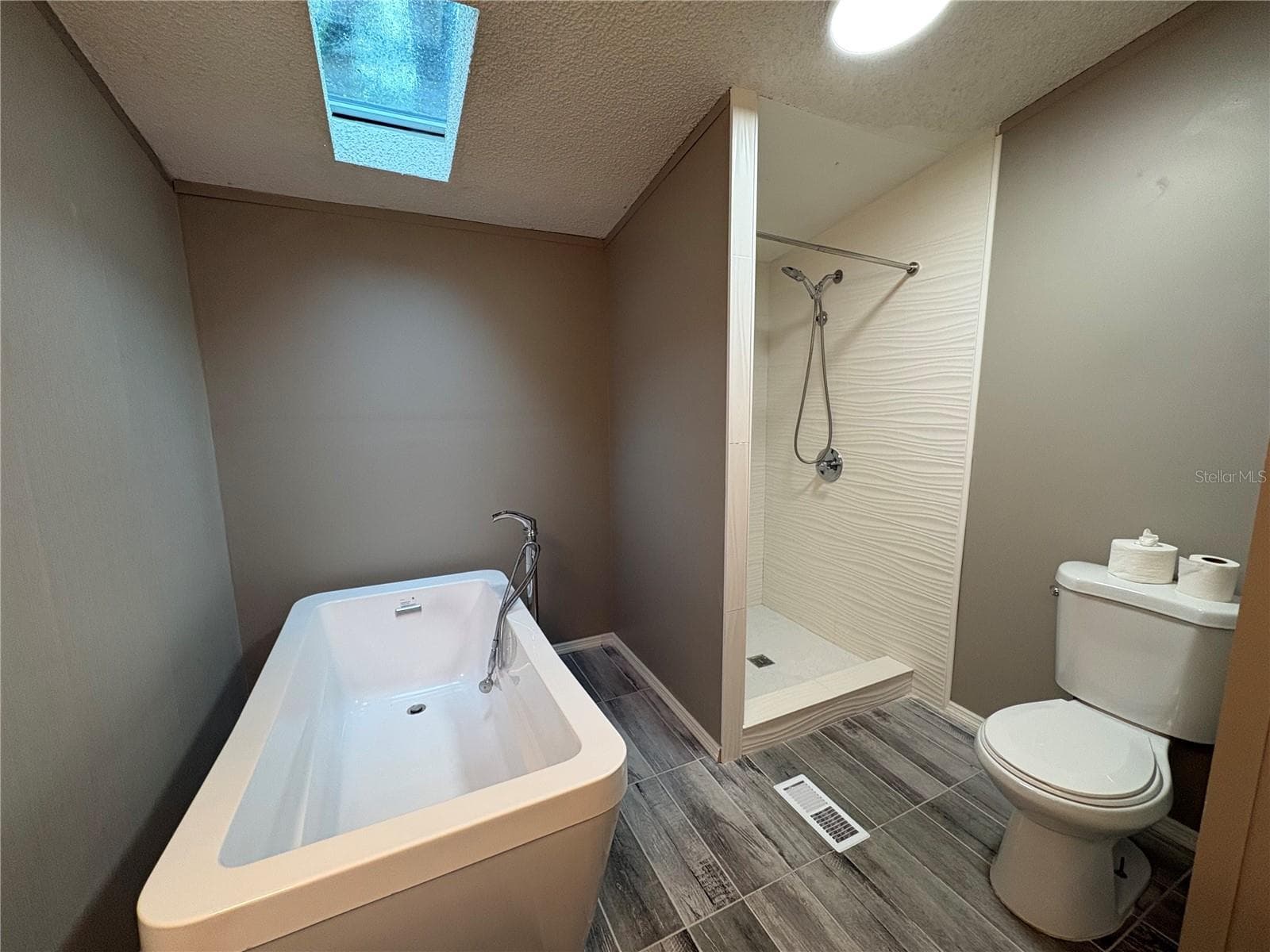 Primary Bath - 8588 W WINGS LN, CRYSTAL RIVER