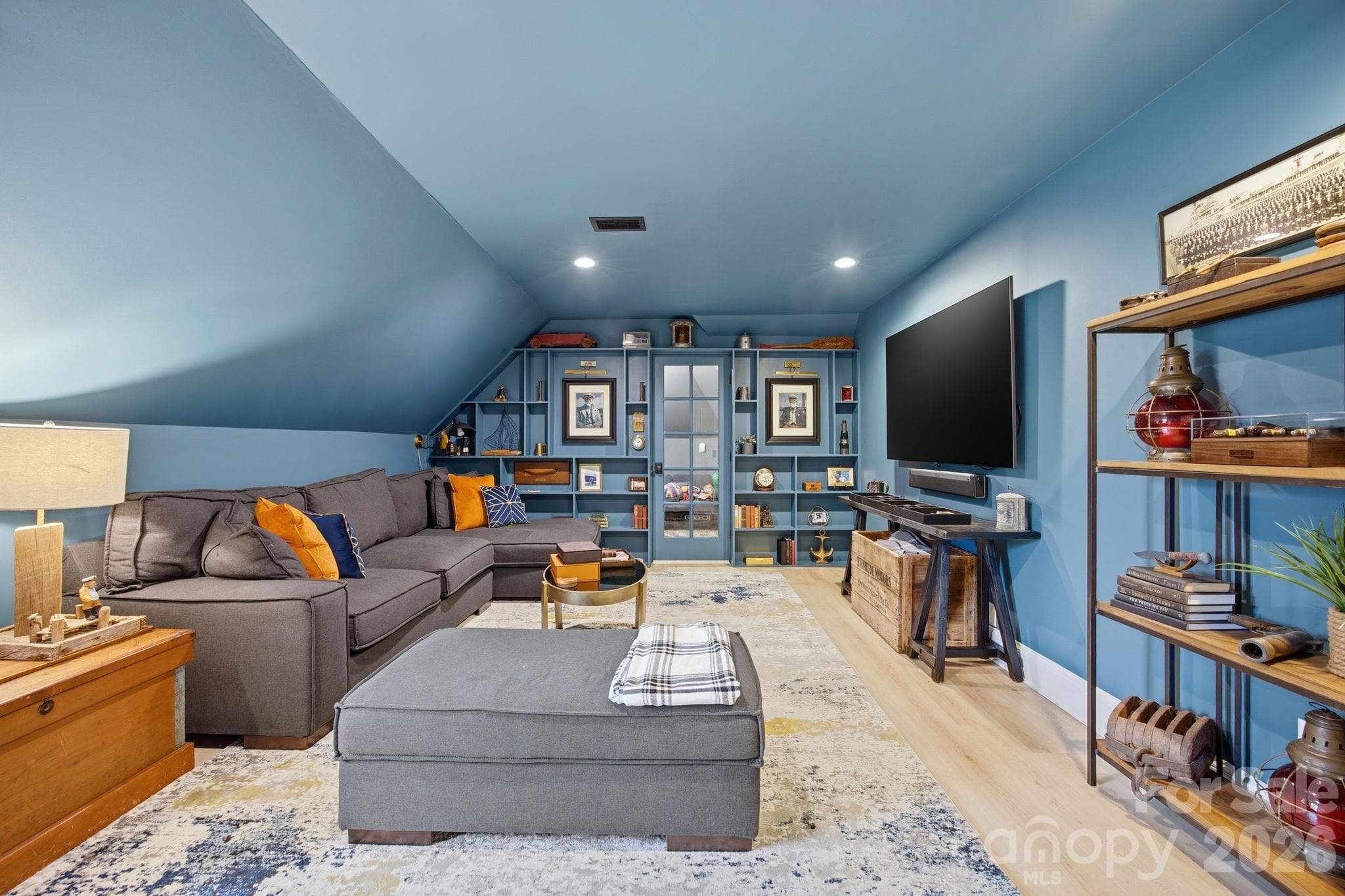 Single Family Residence at Cornelius, photo 20 of 47