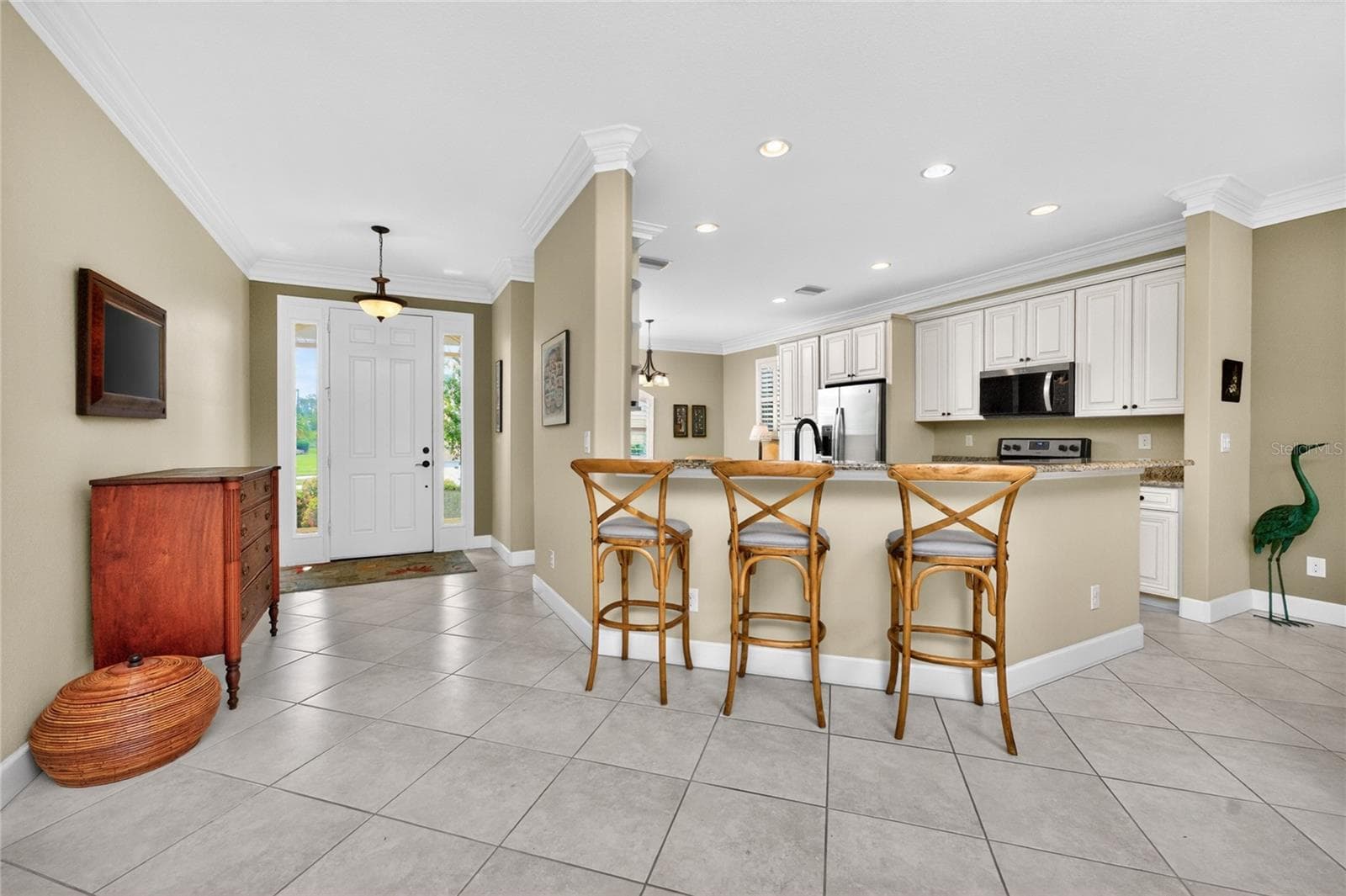 Single Family Residence at 413 TOMOKA DR, ENGLEWOOD, photo 8 of 99
