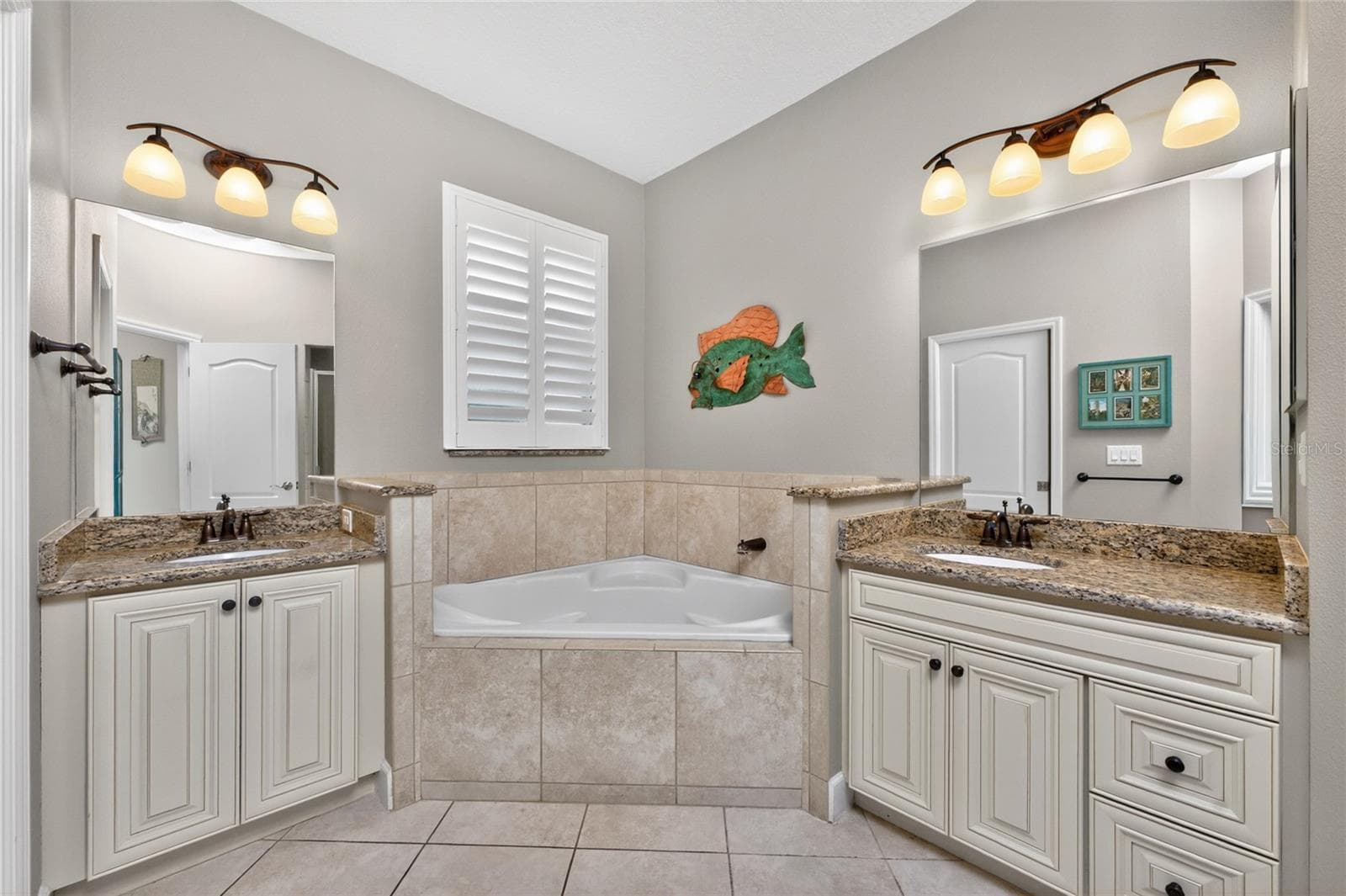 Single Family Residence at 413 TOMOKA DR, ENGLEWOOD, photo 38 of 99