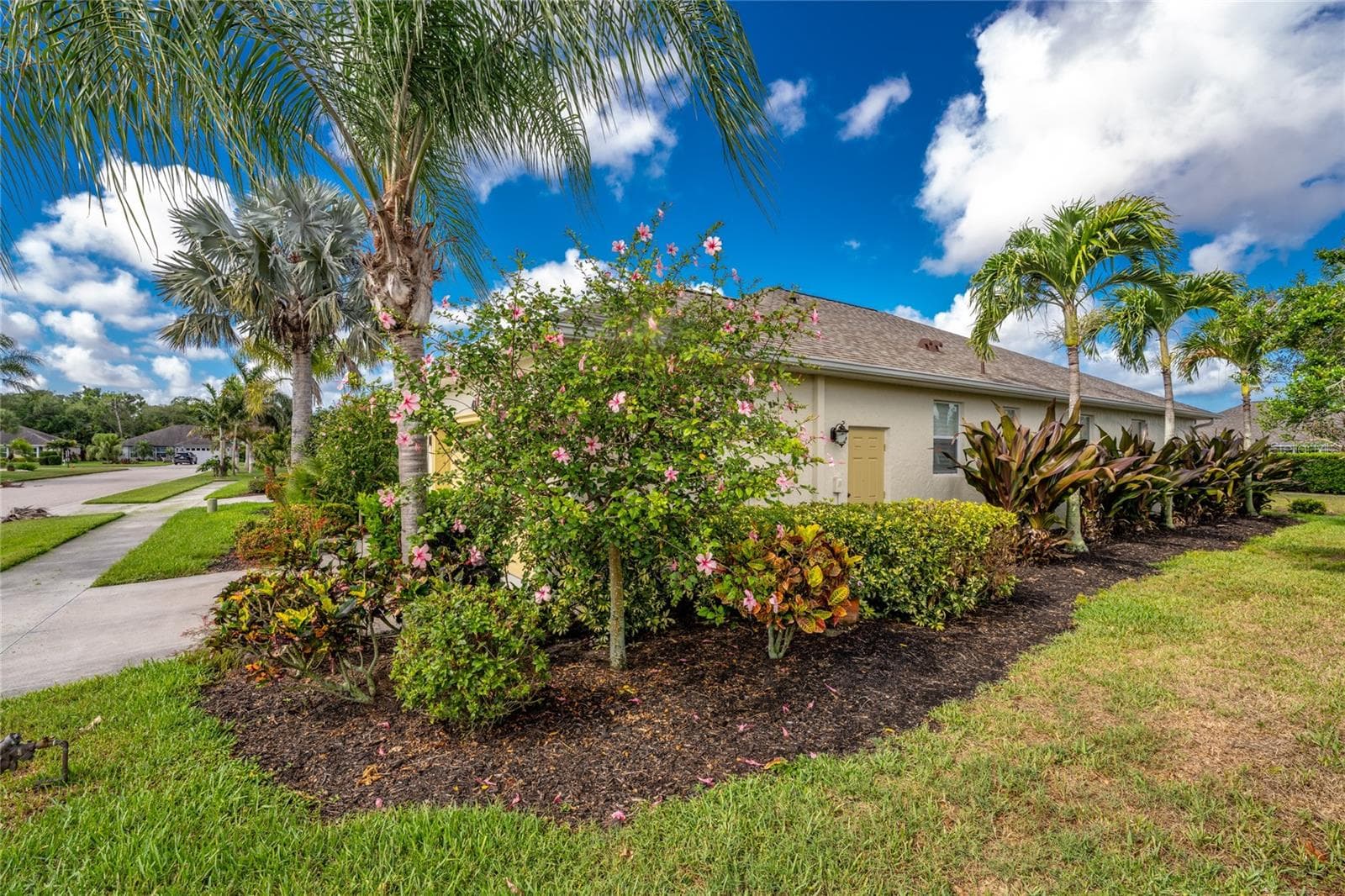 Single Family Residence at 413 TOMOKA DR, ENGLEWOOD, photo 54 of 99