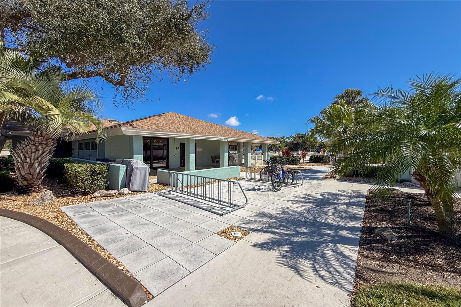 Single Family Residence at 413 TOMOKA DR, ENGLEWOOD, photo 64 of 99