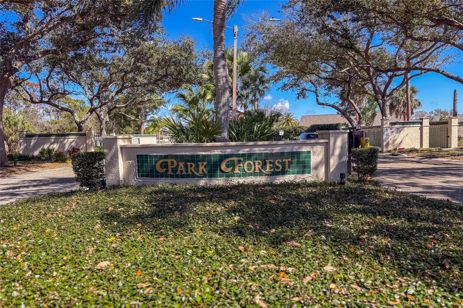 Single Family Residence at 413 TOMOKA DR, ENGLEWOOD, photo 73 of 99