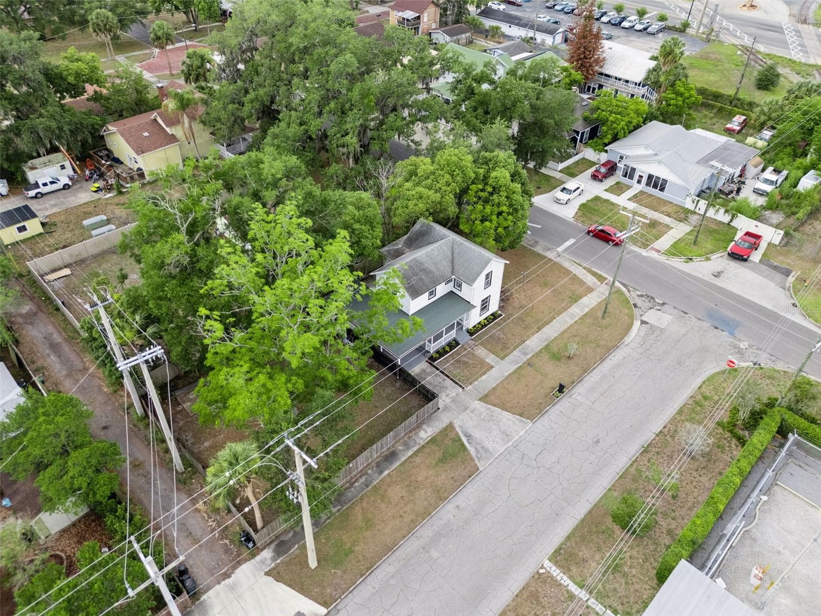 Single Family Residence at 417 W 6TH ST, SANFORD, photo 43 of 49