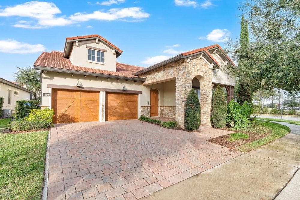 15607 SYLVESTER PALM DR