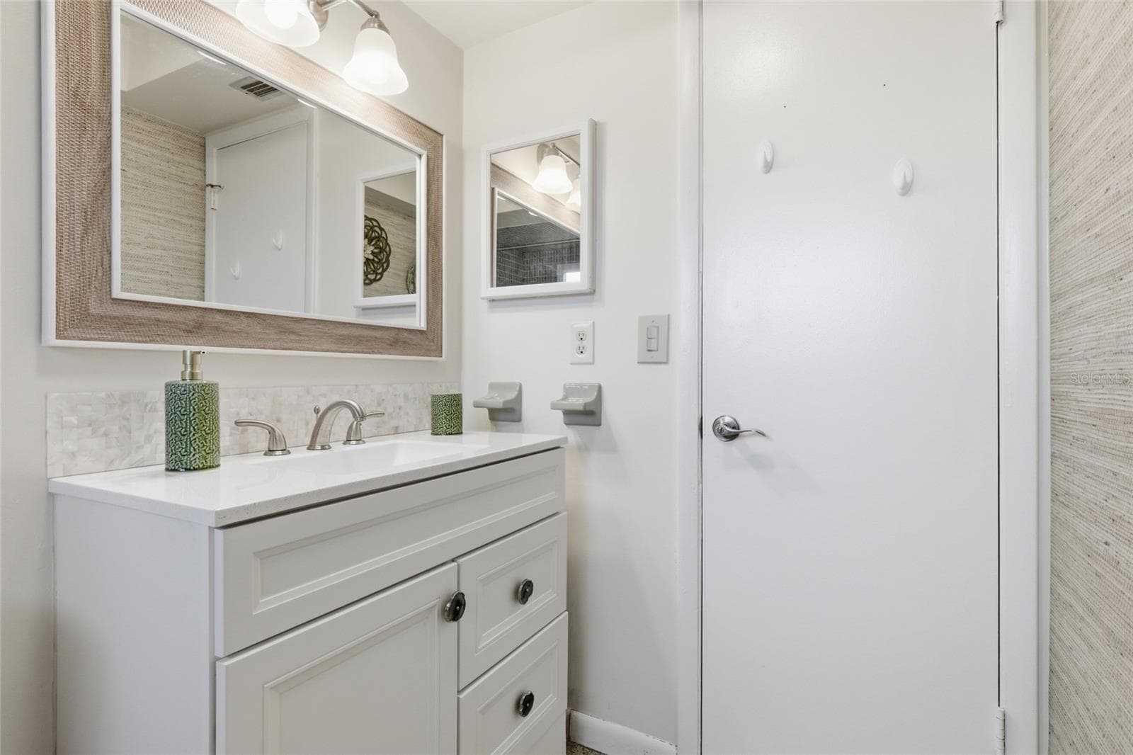 Primary Bathroom - 52 ANNAPOLIS LN, ROTONDA WEST