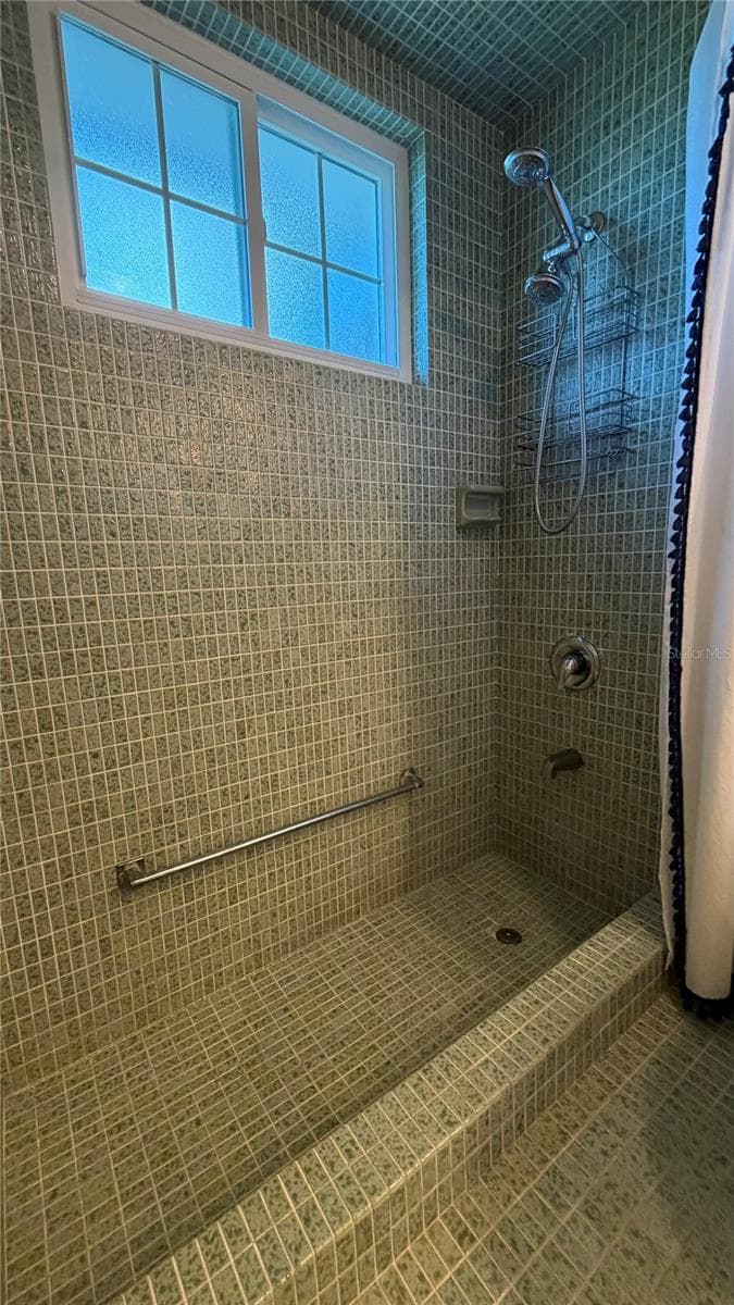 Single Family Residence at 52 ANNAPOLIS LN, ROTONDA WEST, photo 32 of 47