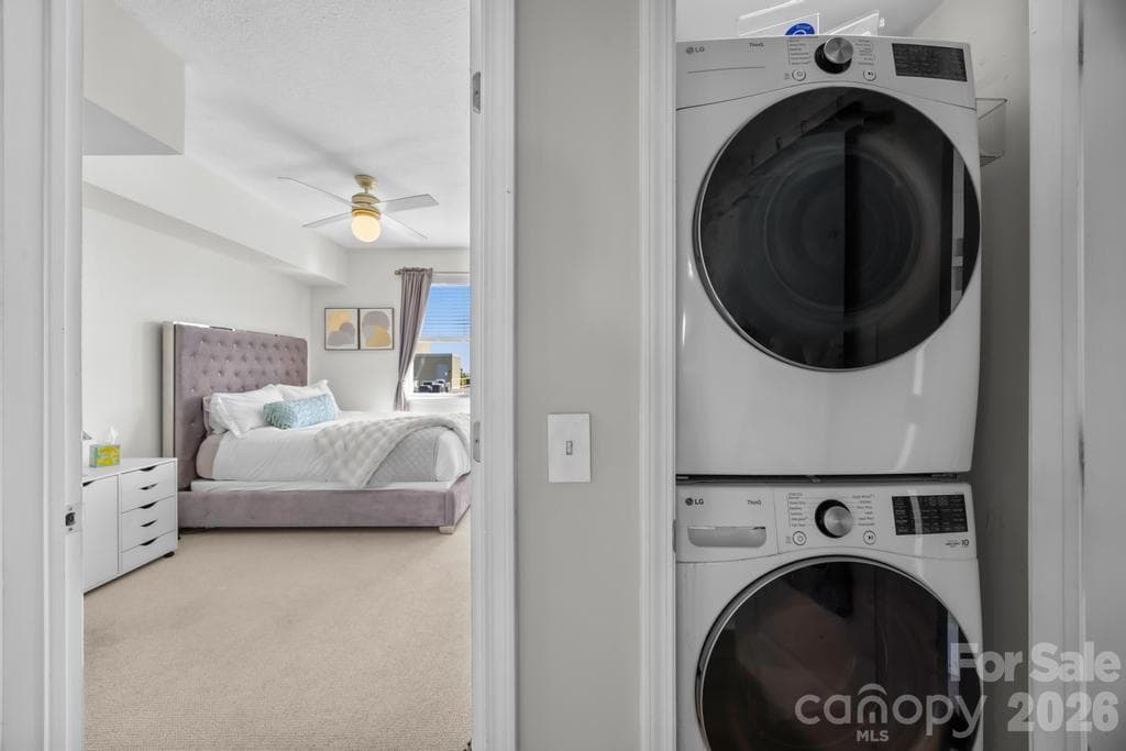 Condominium at 1315 East Boulevard, Charlotte, photo 20 of 36