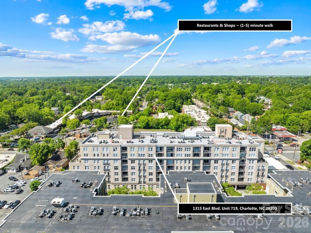 Condominium at 1315 East Boulevard, Charlotte, photo 32 of 36