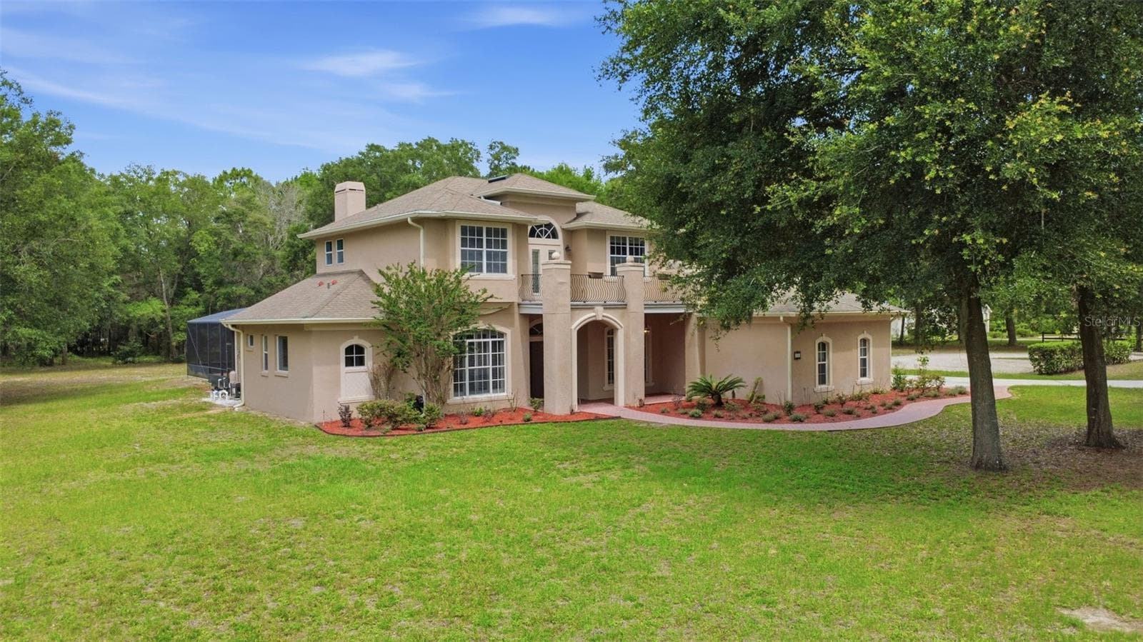 Single Family Residence at 530 N BLUE LAKE AVE, DELAND, photo 2 of 68
