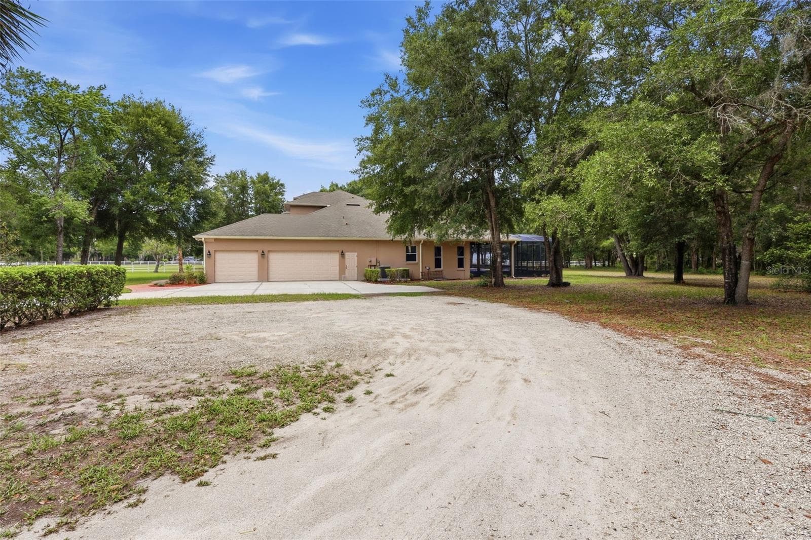 Single Family Residence at 530 N BLUE LAKE AVE, DELAND, photo 7 of 68