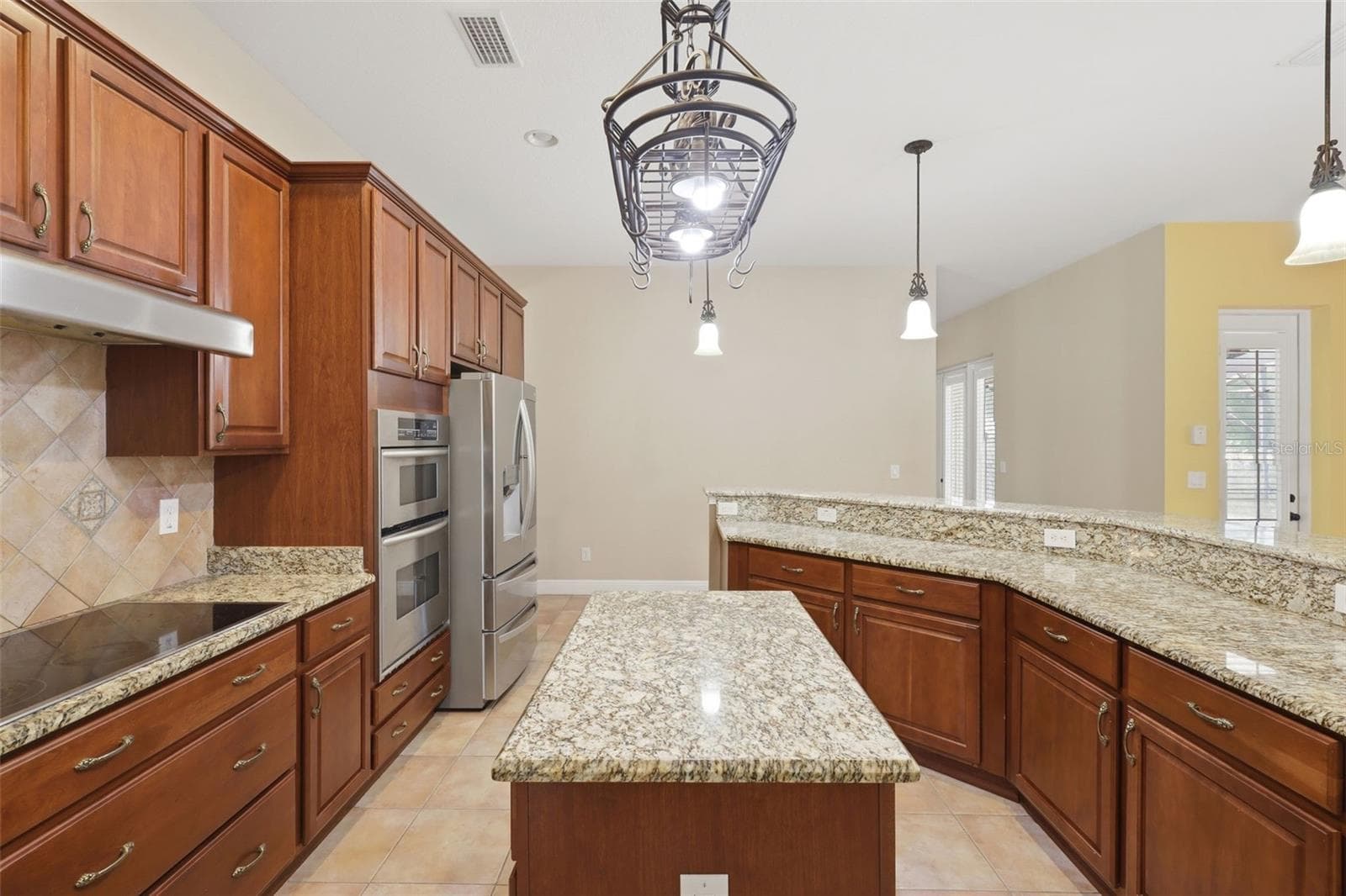 Single Family Residence at 530 N BLUE LAKE AVE, DELAND, photo 43 of 68