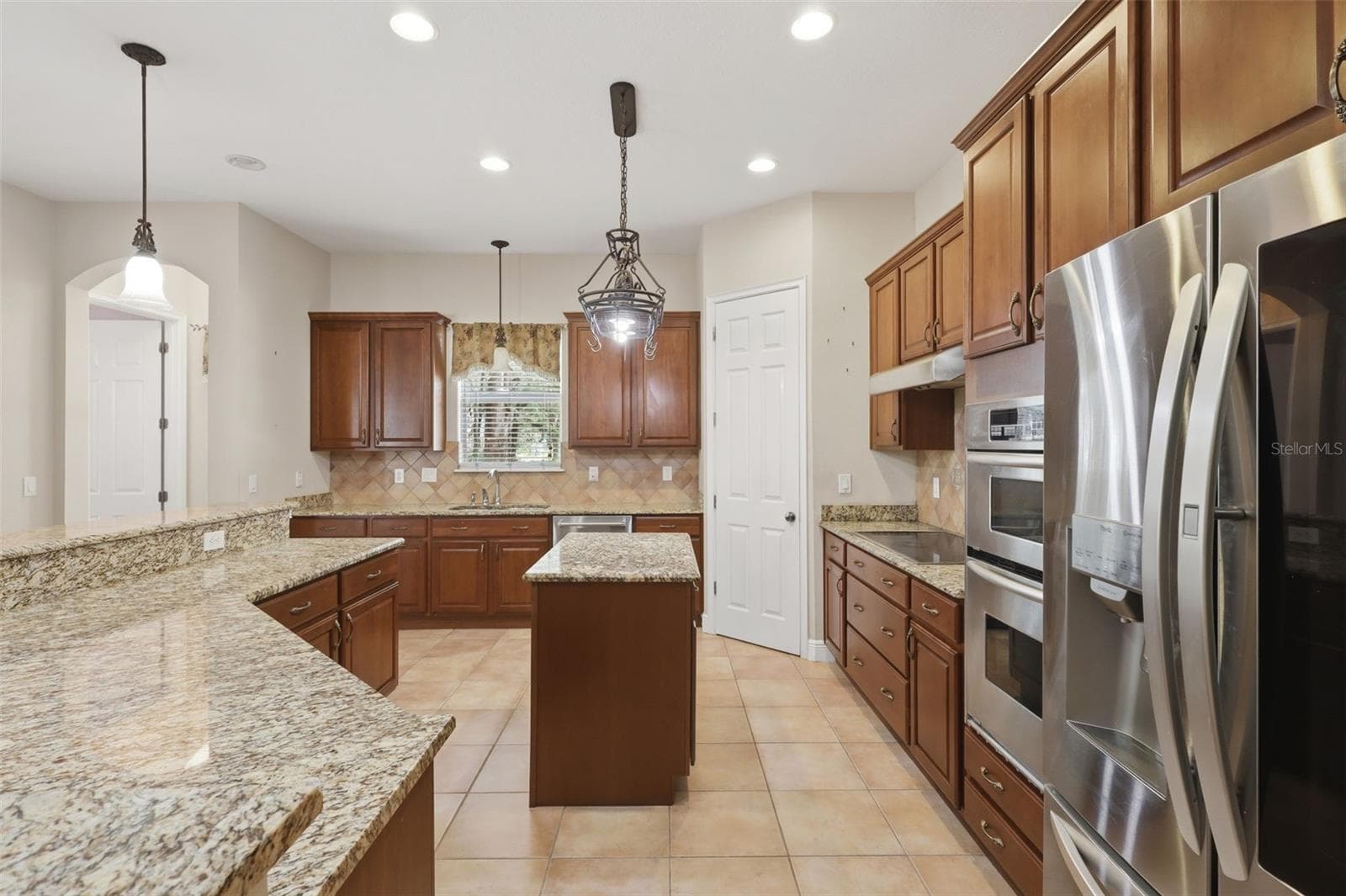 Single Family Residence at 530 N BLUE LAKE AVE, DELAND, photo 46 of 68