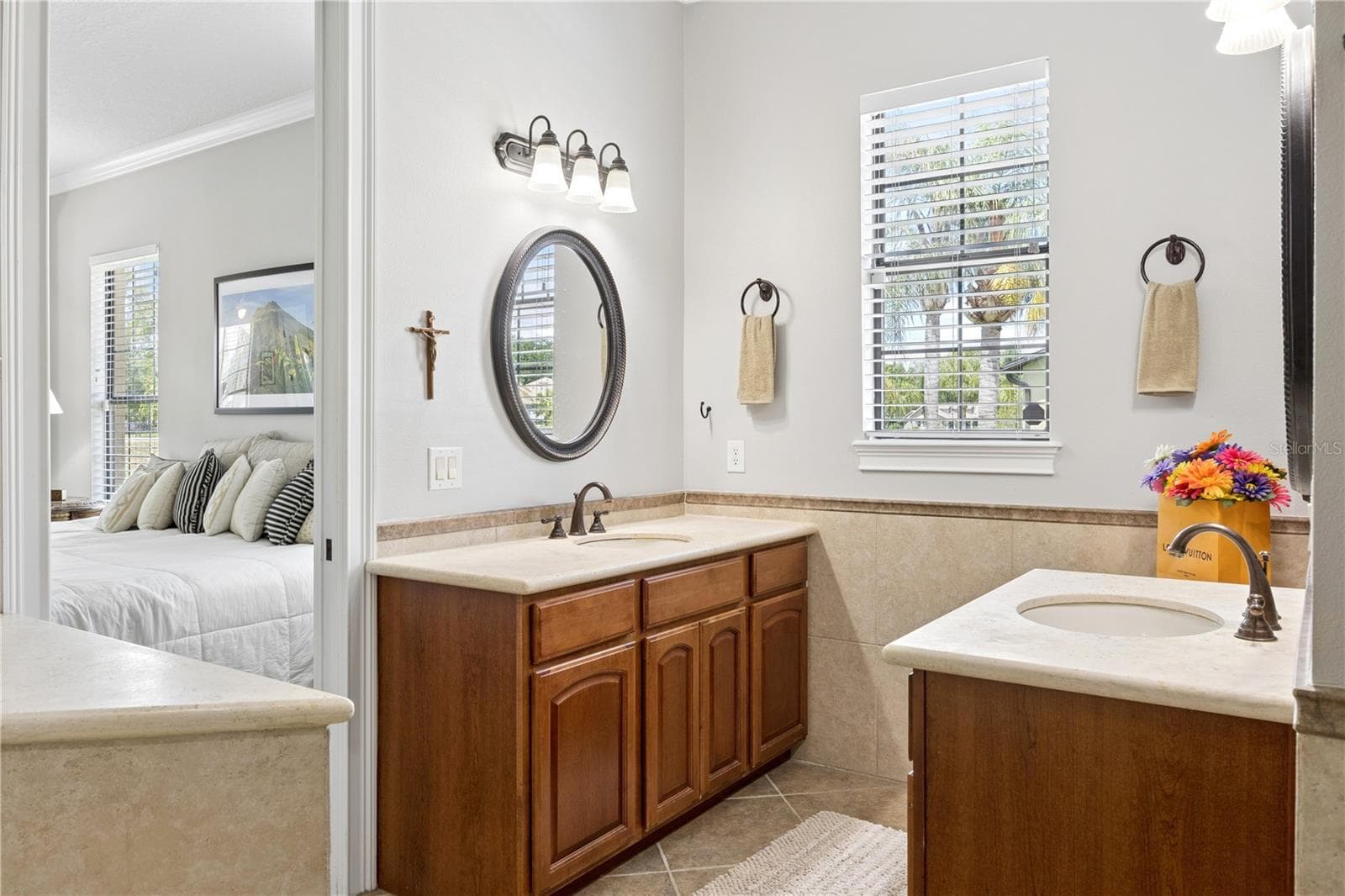 Primary en suite bath - 11325 PRESTON COVE RD, CLERMONT
