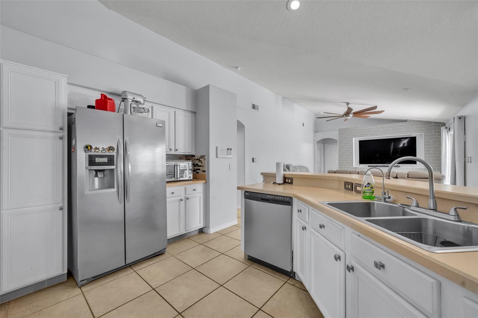 Single Family Residence at 15115 GREATER GROVES BLVD, CLERMONT, photo 17 of 35