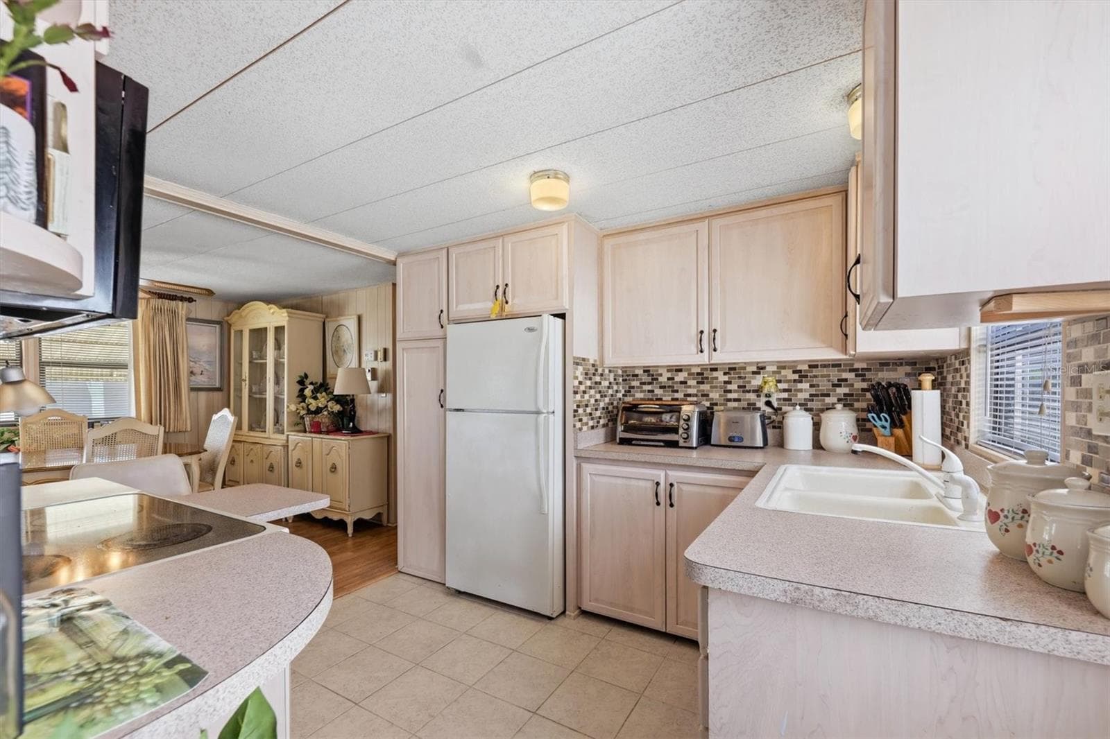 Mobile Home at 4109 12TH ST E, ELLENTON, photo 9 of 44