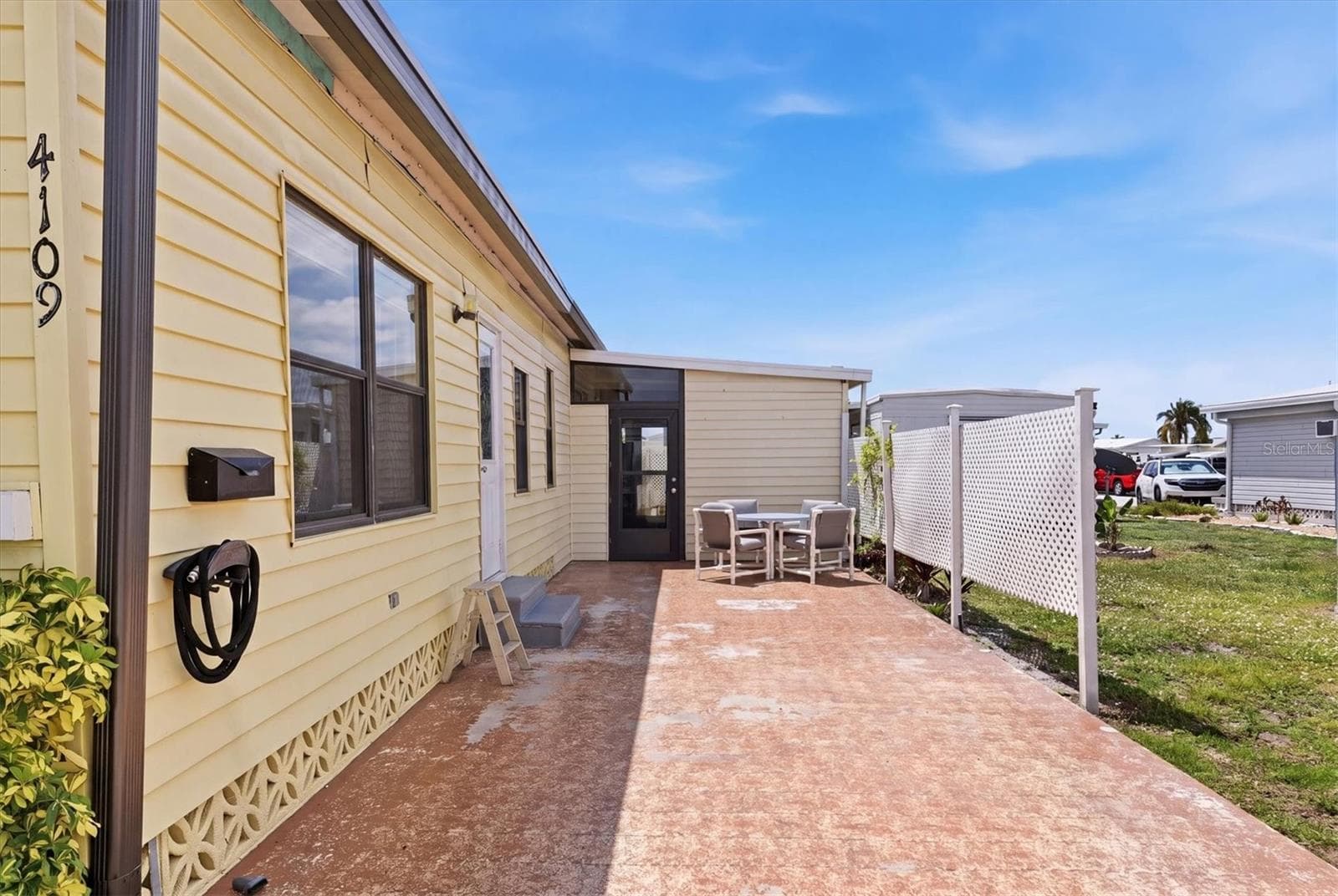 Mobile Home at 4109 12TH ST E, ELLENTON, photo 19 of 44