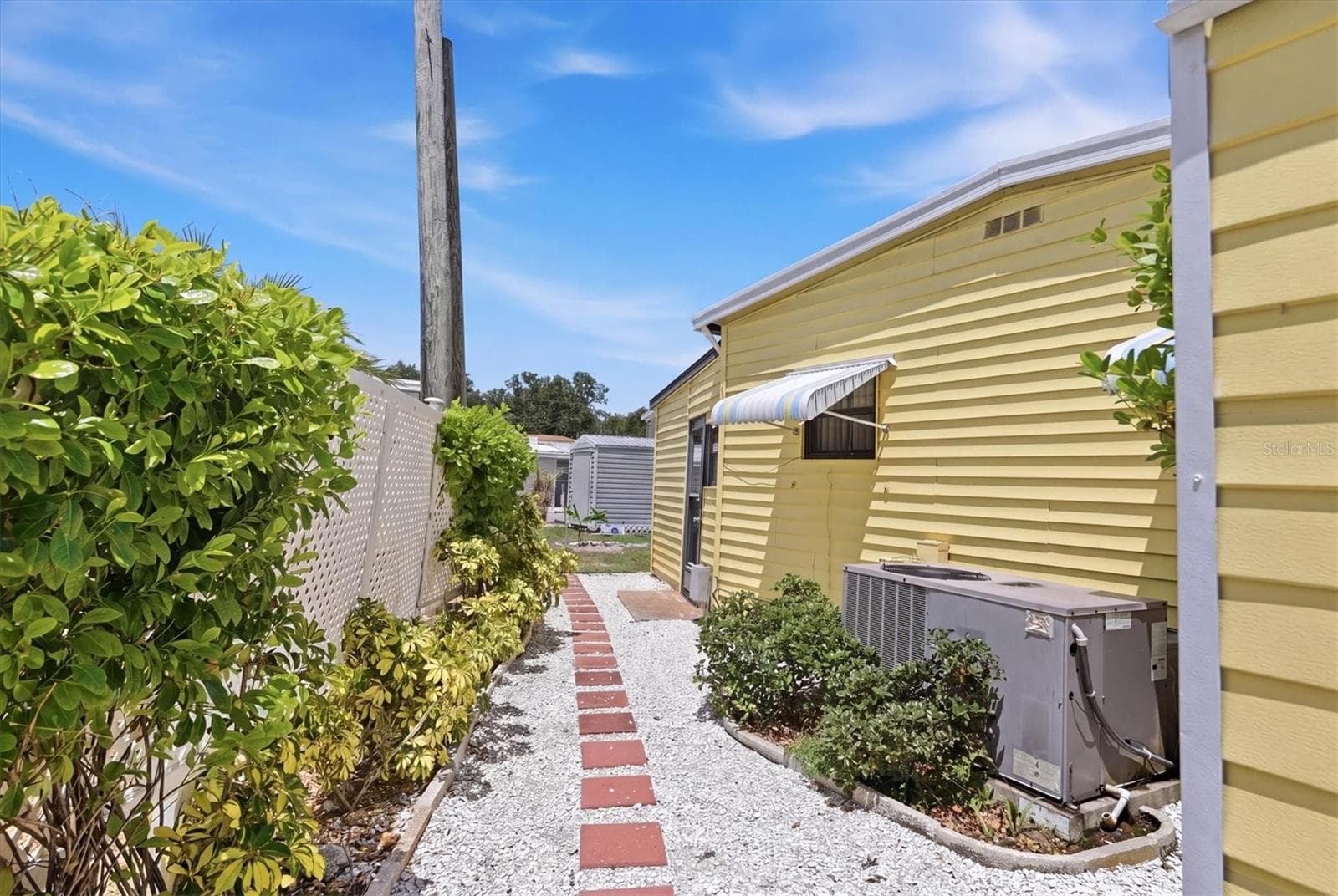 Mobile Home at 4109 12TH ST E, ELLENTON, photo 22 of 44