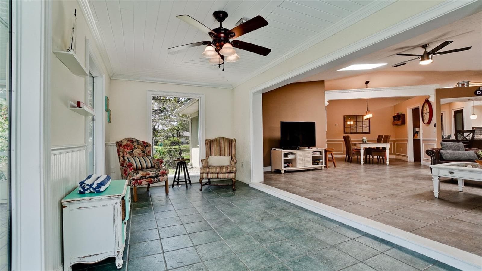 Single Family Residence at 8403 13TH AVE NW, BRADENTON, photo 11 of 41