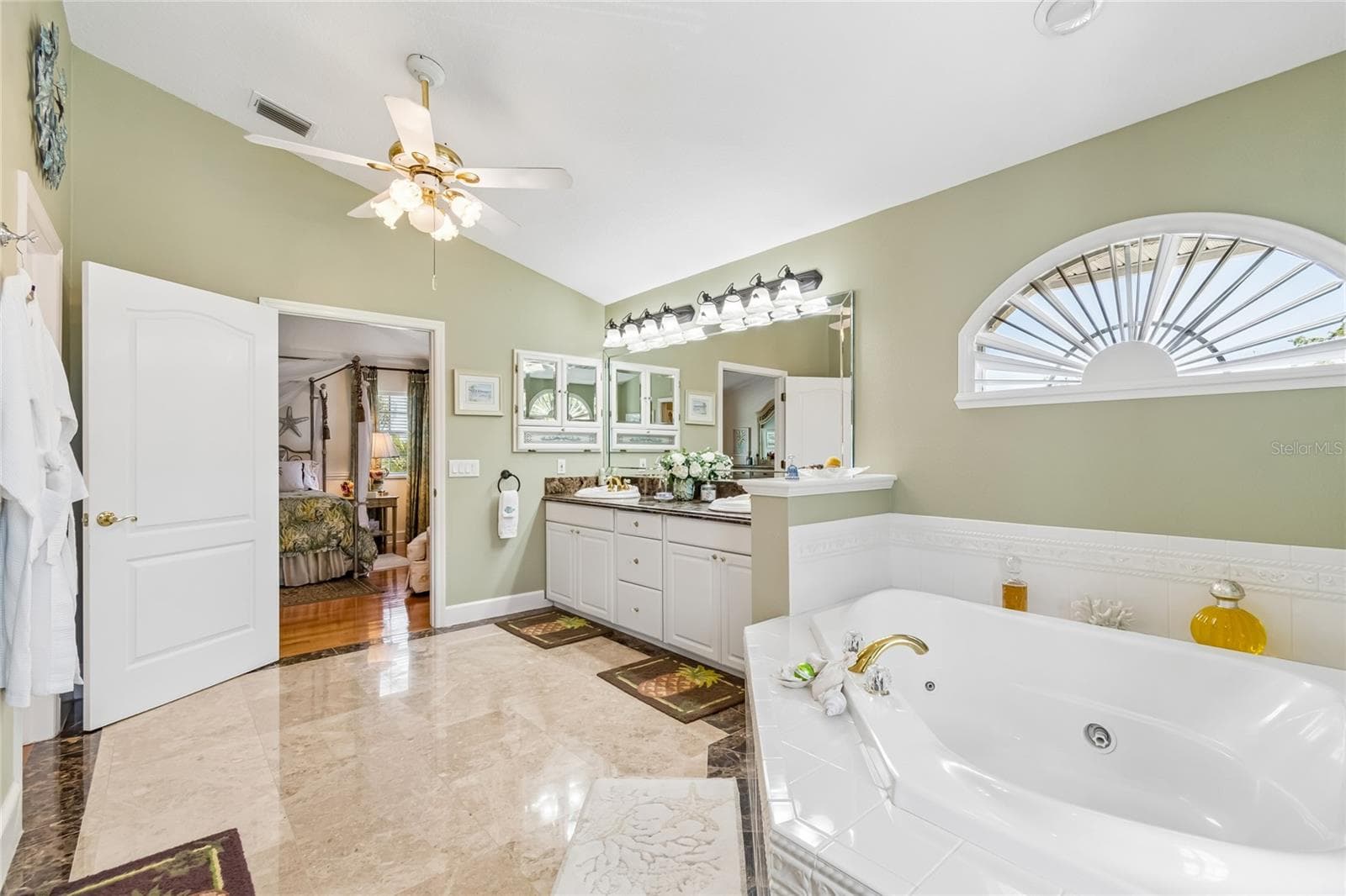Single Family Residence at 5851 CACHETTE DE RIVIERA CT, NEW PORT RICHEY, photo 41 of 84
