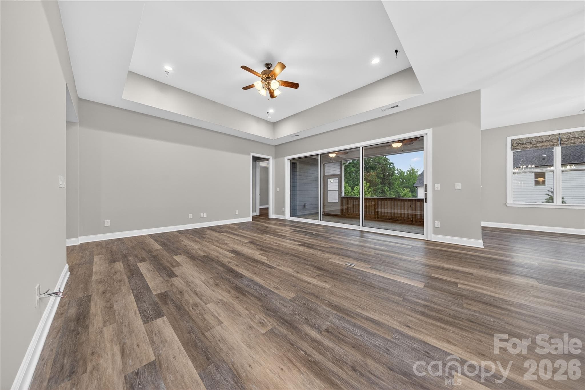 Tray Ceiling - Lancaster