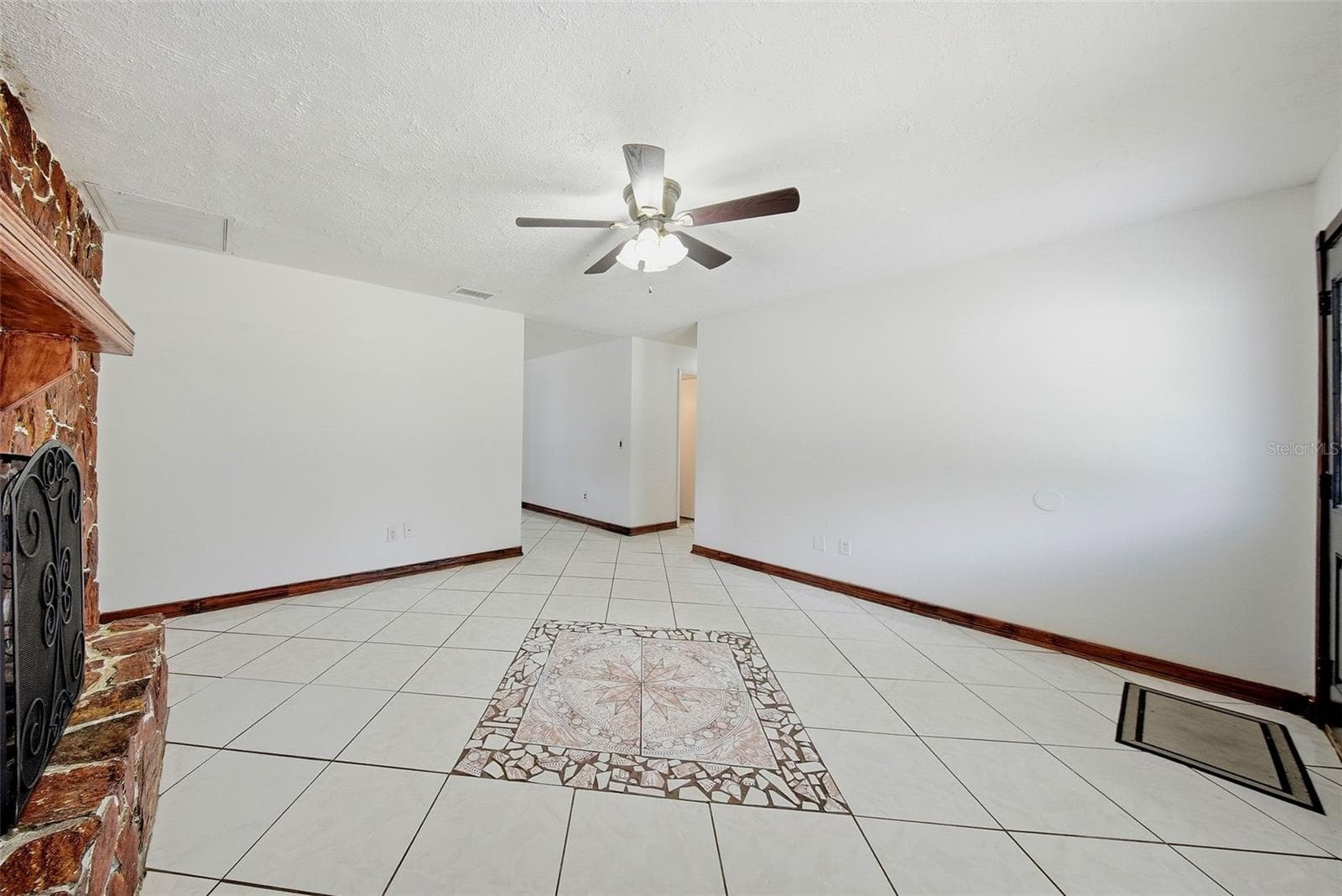 Single Family Residence at 5020 PINE ST, SEFFNER, photo 7 of 42