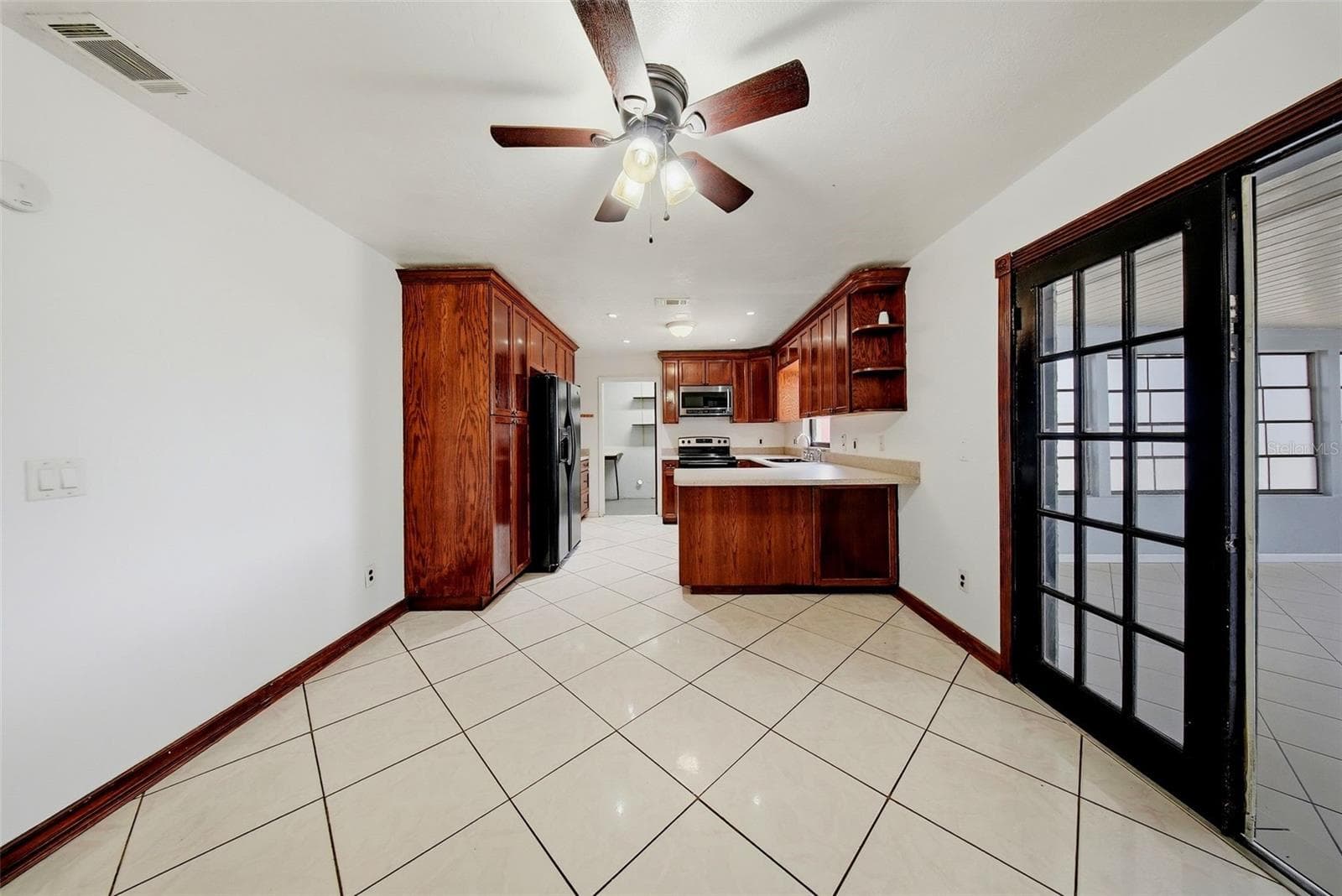 Single Family Residence at 5020 PINE ST, SEFFNER, photo 8 of 42
