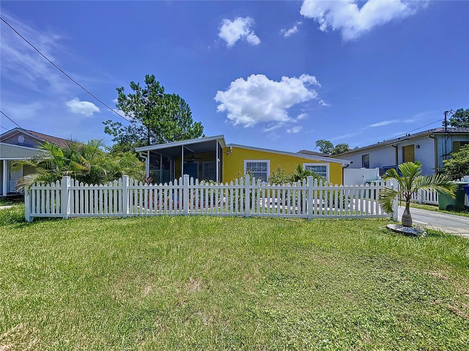 Single Family Residence at 7110 S MASCOTTE ST, TAMPA, photo 2 of 40