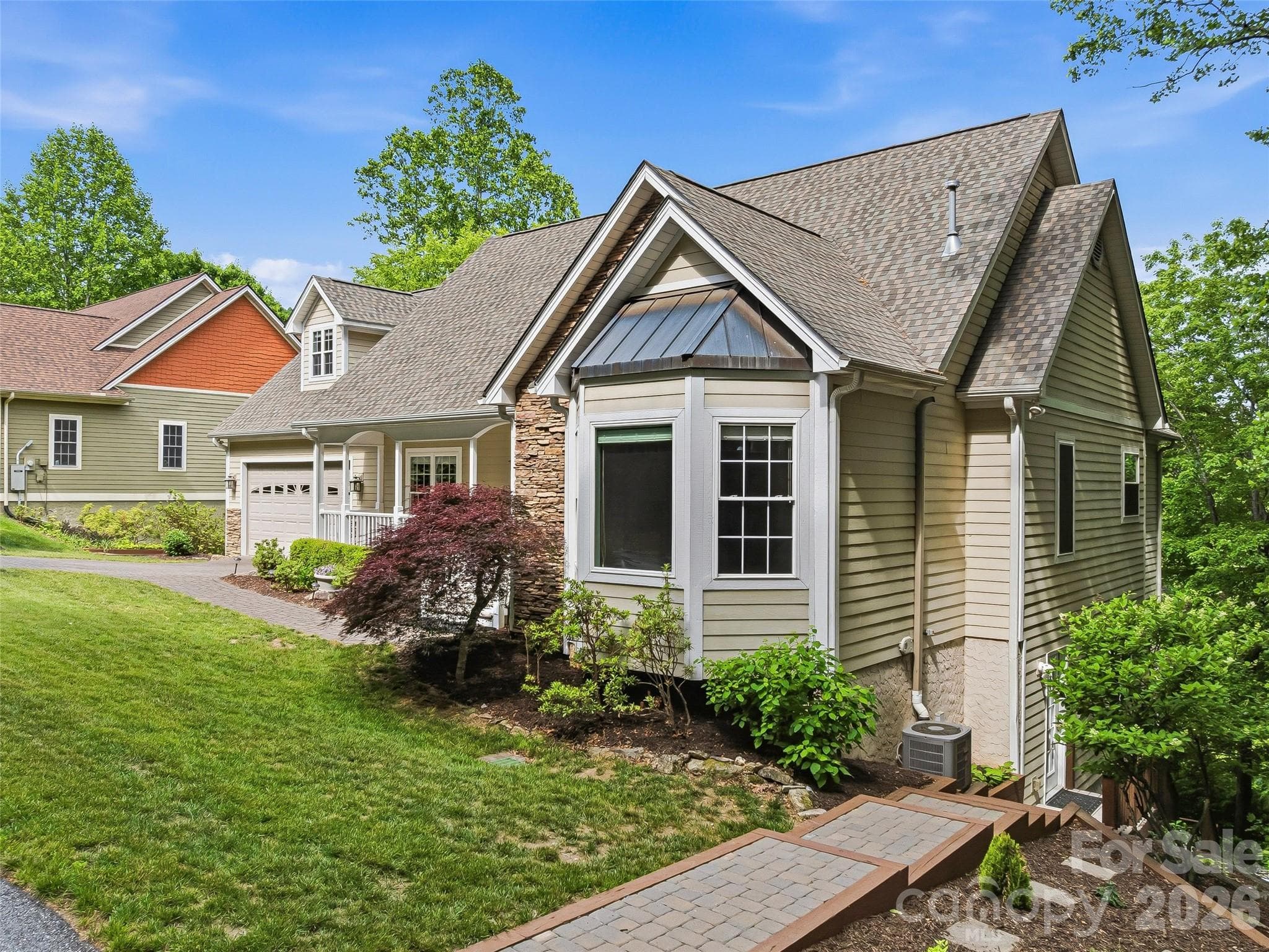 Single Family Residence at 115 Flameleaf Lane, Laurel Park, photo 4 of 49