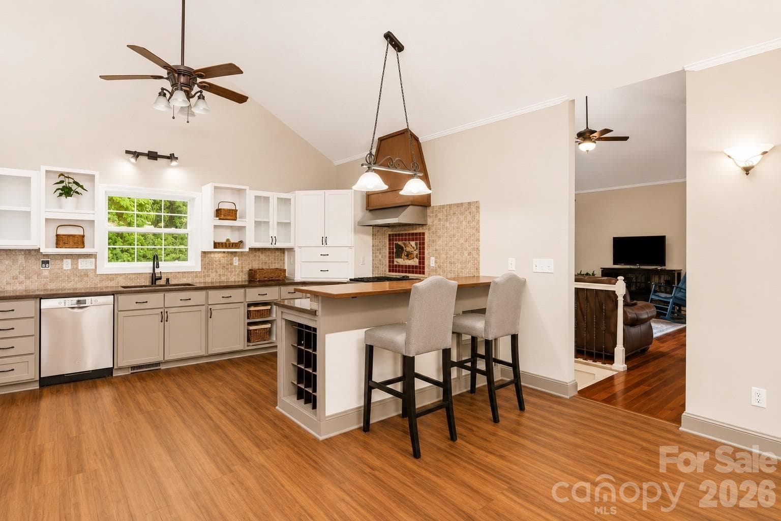 Single Family Residence at Weaverville, photo 8 of 49