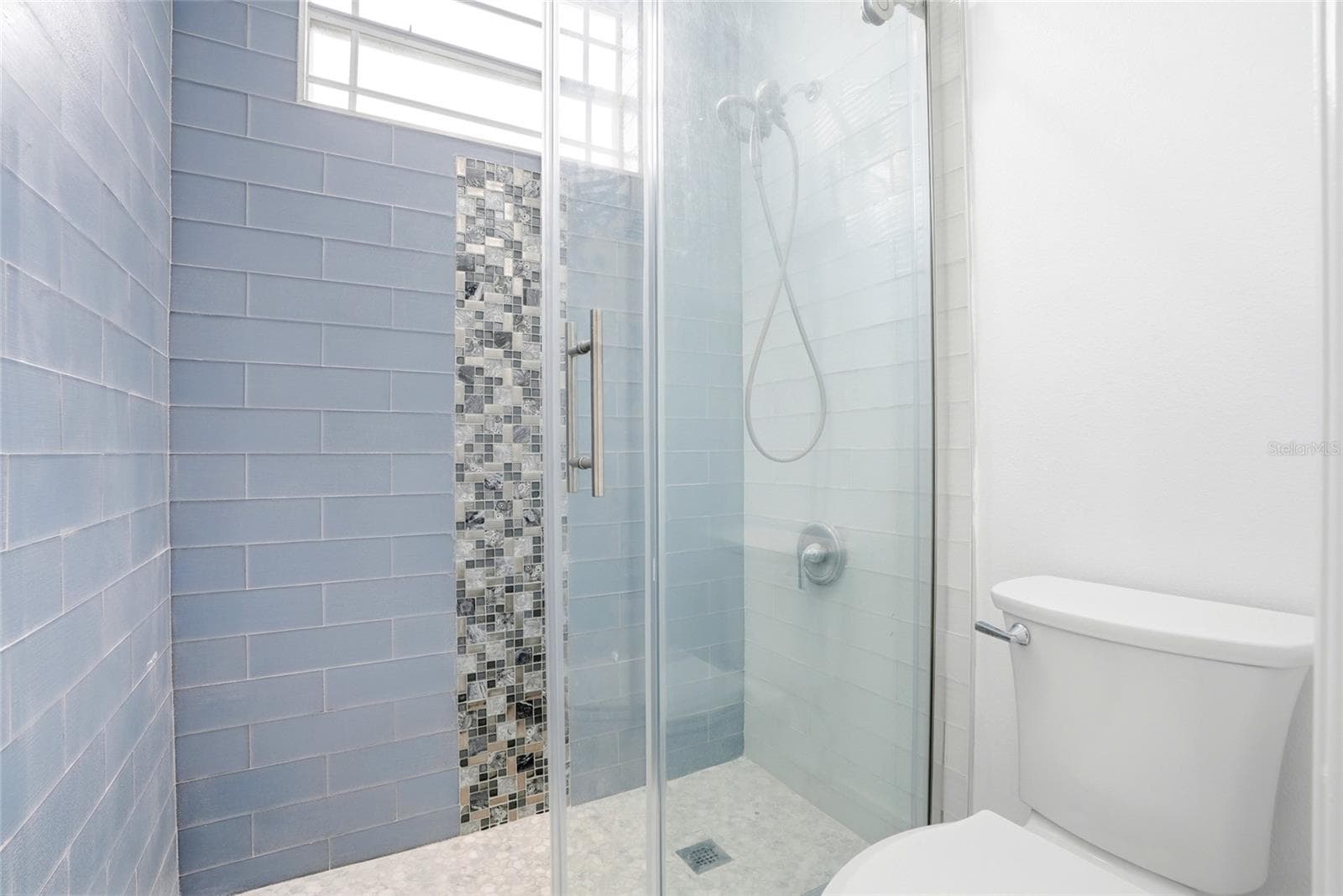 Guest Bath - 11637 BRISTOL CHASE DR, TAMPA