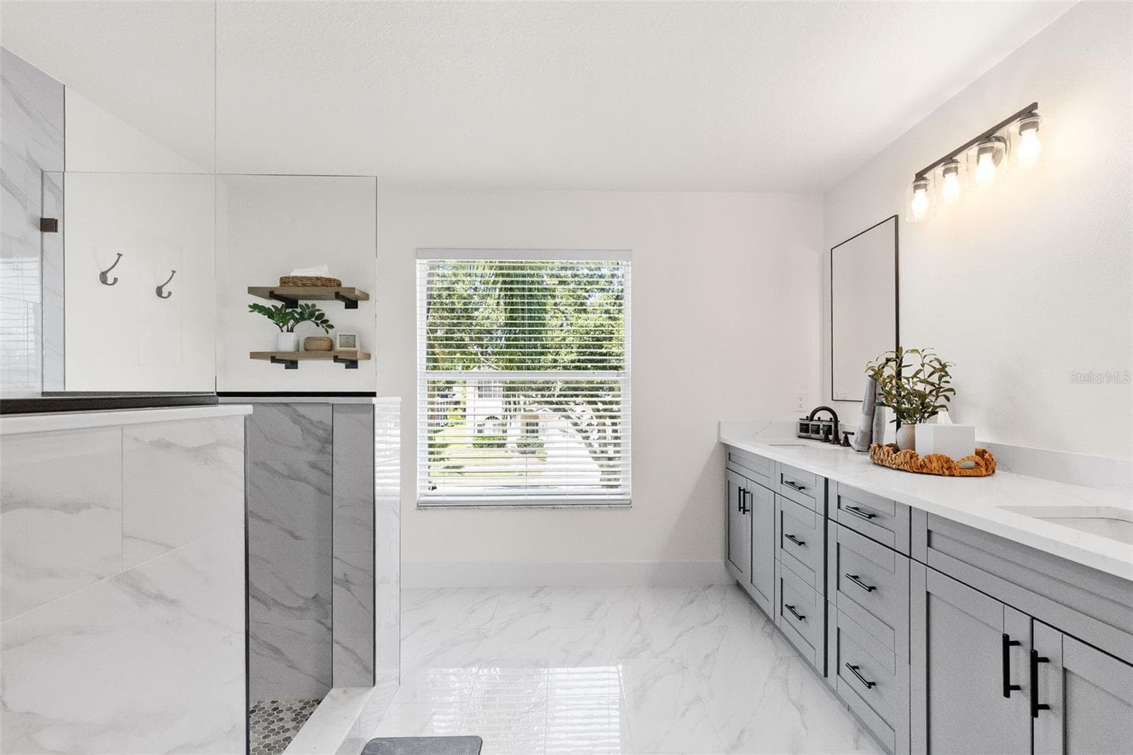 Single Family Residence at 16127 LYTHAM DR, ODESSA, photo 19 of 33