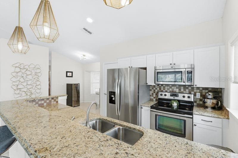 Villa at 4718 61ST AVENUE TER W, BRADENTON, photo 11 of 27