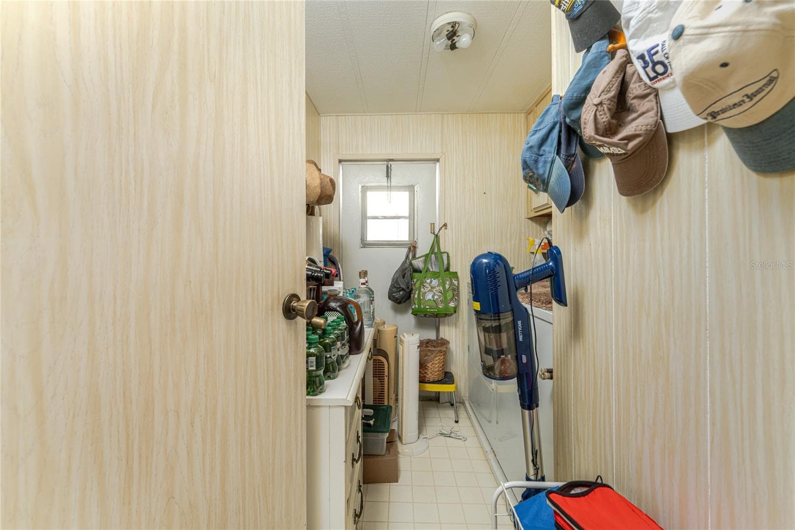 Manufactured Home at 17 N FLORA VISTA ST, ENGLEWOOD, photo 32 of 44