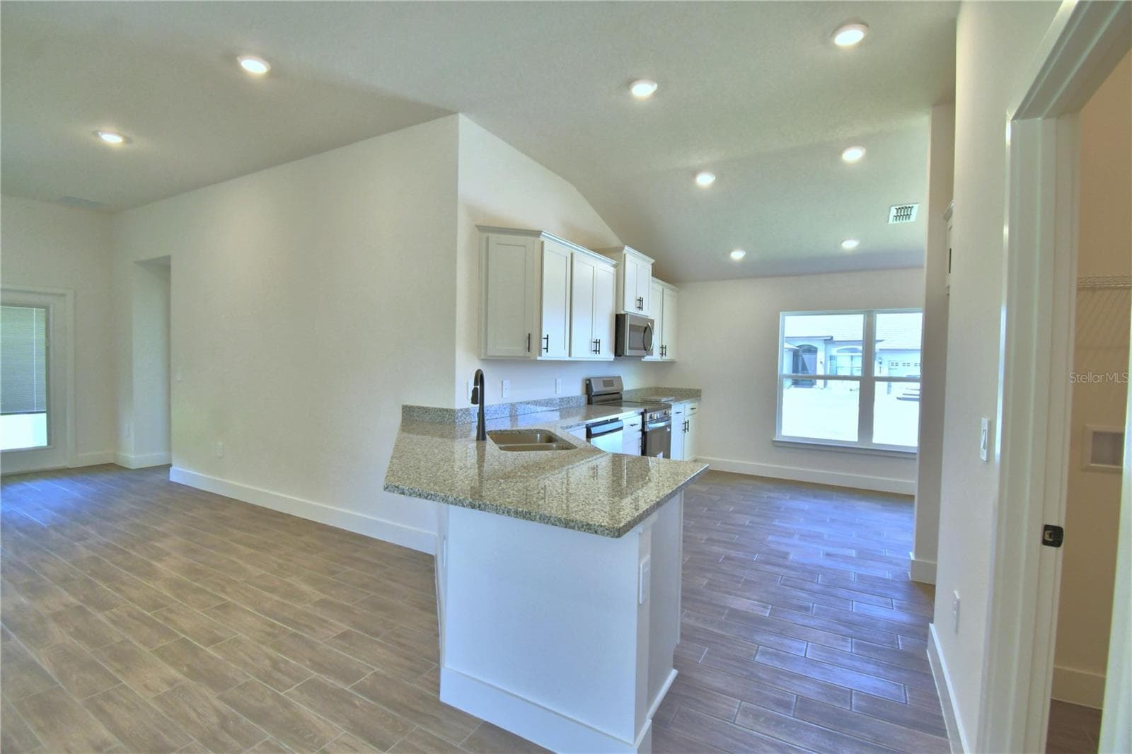 Single Family Residence at 4502 GRANDVIEW GLEN DR, AUBURNDALE, photo 19 of 59