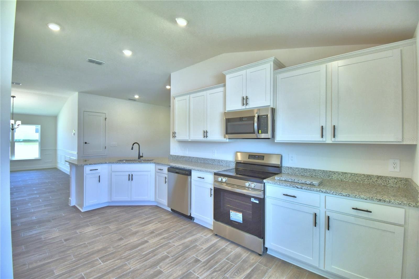 Single Family Residence at 4502 GRANDVIEW GLEN DR, AUBURNDALE, photo 22 of 59