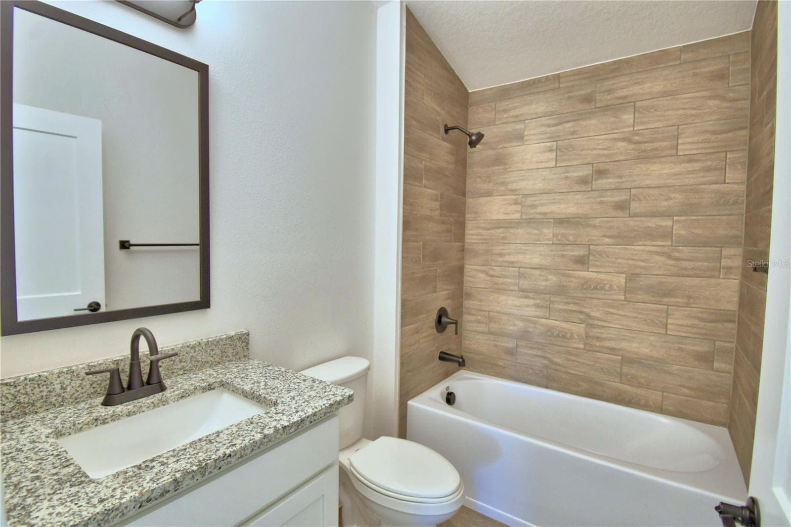 Single Family Residence at 4502 GRANDVIEW GLEN DR, AUBURNDALE, photo 27 of 59