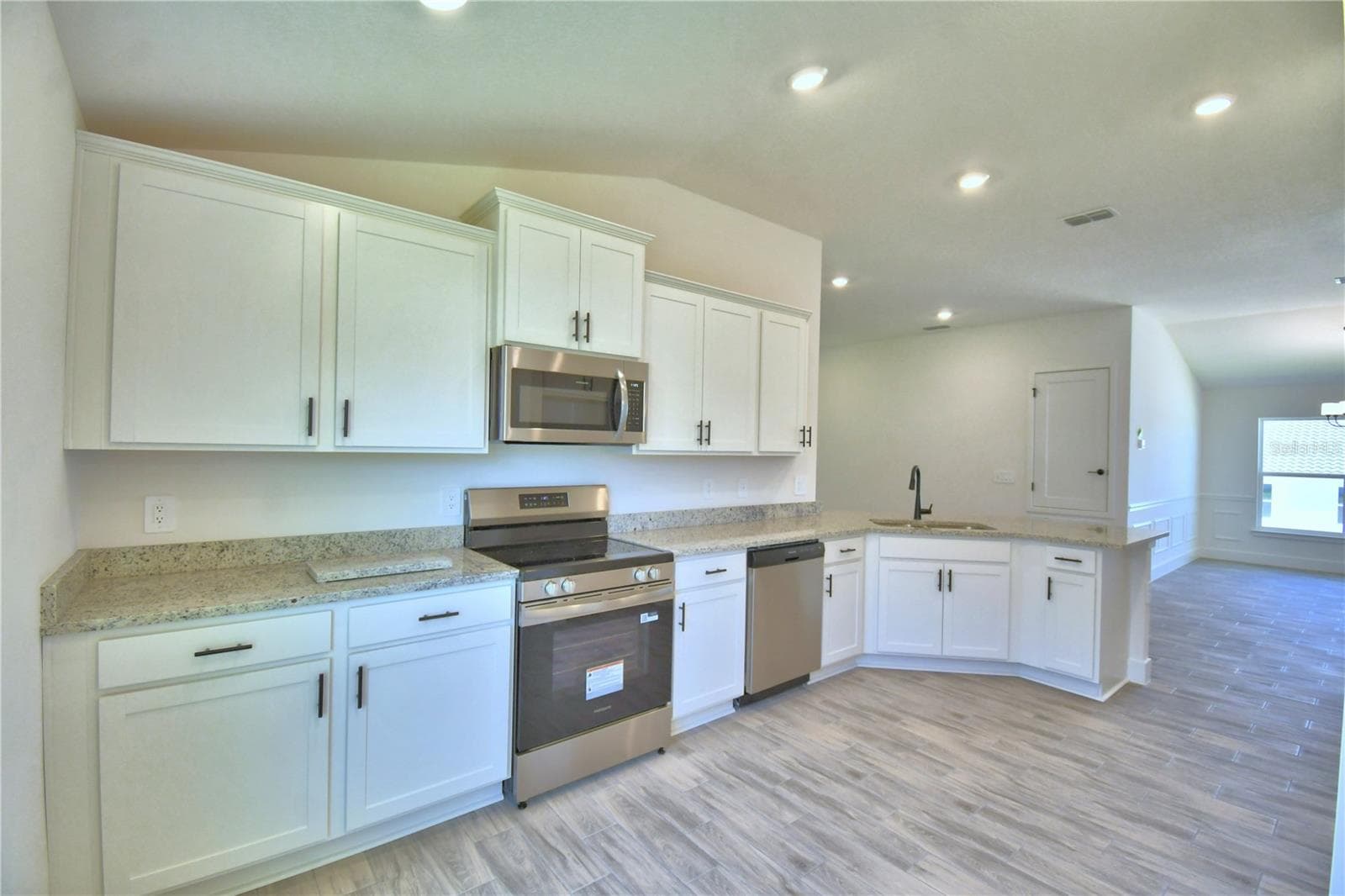 Single Family Residence at 4514 GRANDVIEW GLEN DR, AUBURNDALE, photo 16 of 57