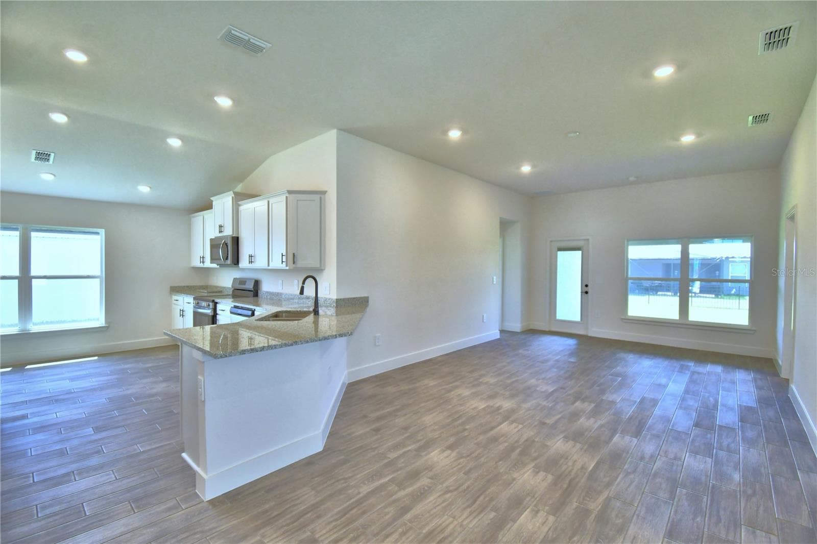 Single Family Residence at 4651 GRANDVIEW GLEN DR, AUBURNDALE, photo 13 of 53