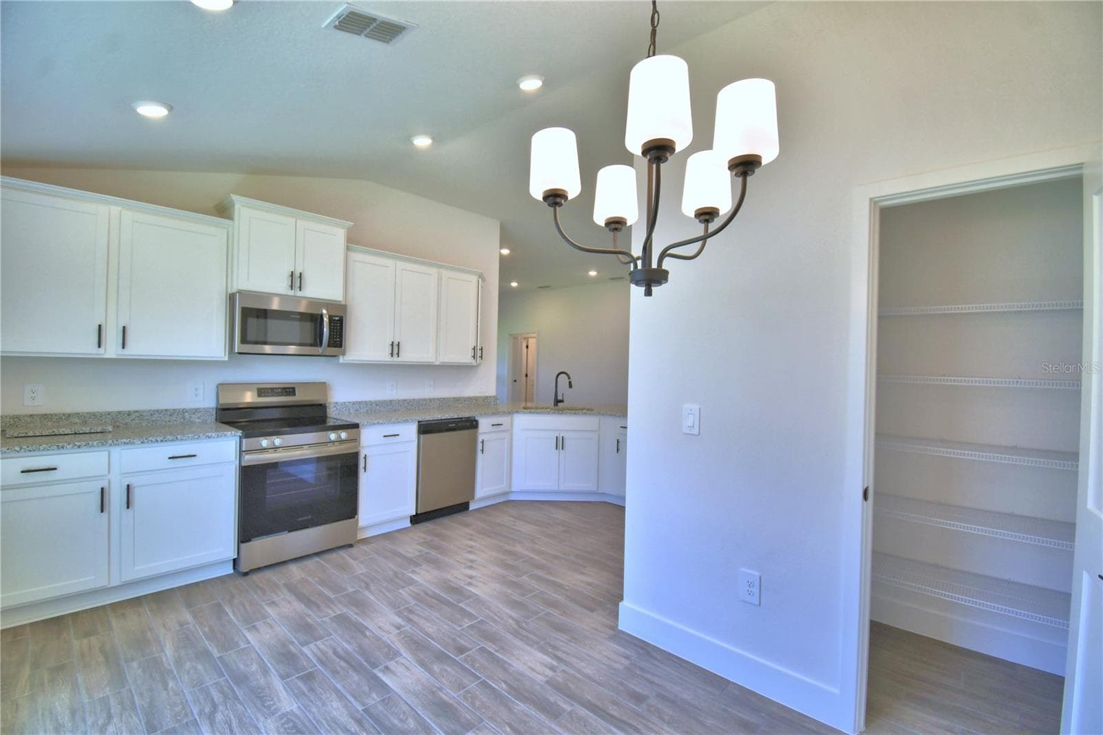 Single Family Residence at 4651 GRANDVIEW GLEN DR, AUBURNDALE, photo 16 of 53