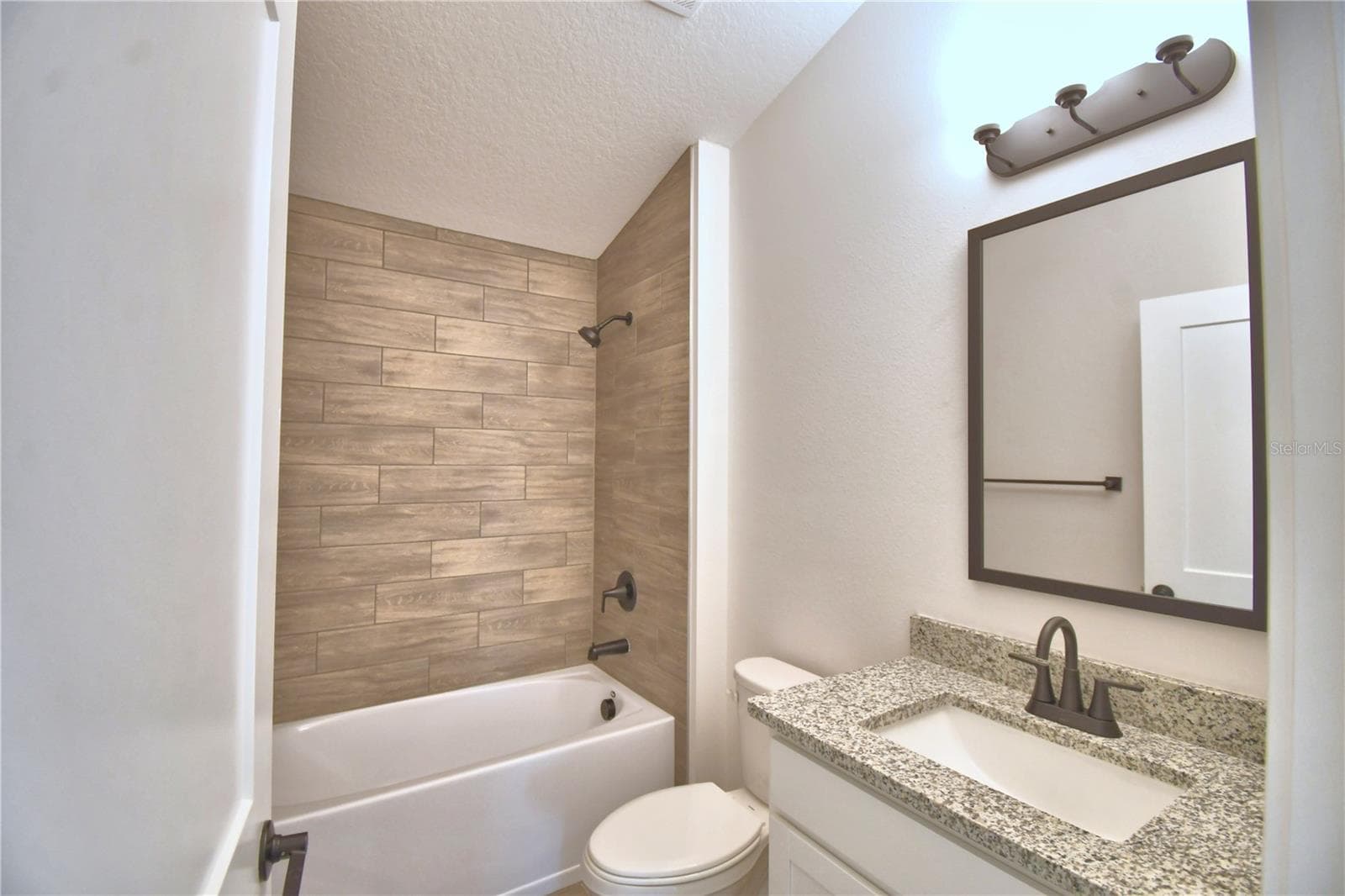 Single Family Residence at 4651 GRANDVIEW GLEN DR, AUBURNDALE, photo 27 of 53