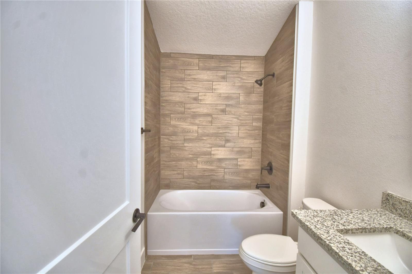 Single Family Residence at 4651 GRANDVIEW GLEN DR, AUBURNDALE, photo 28 of 53