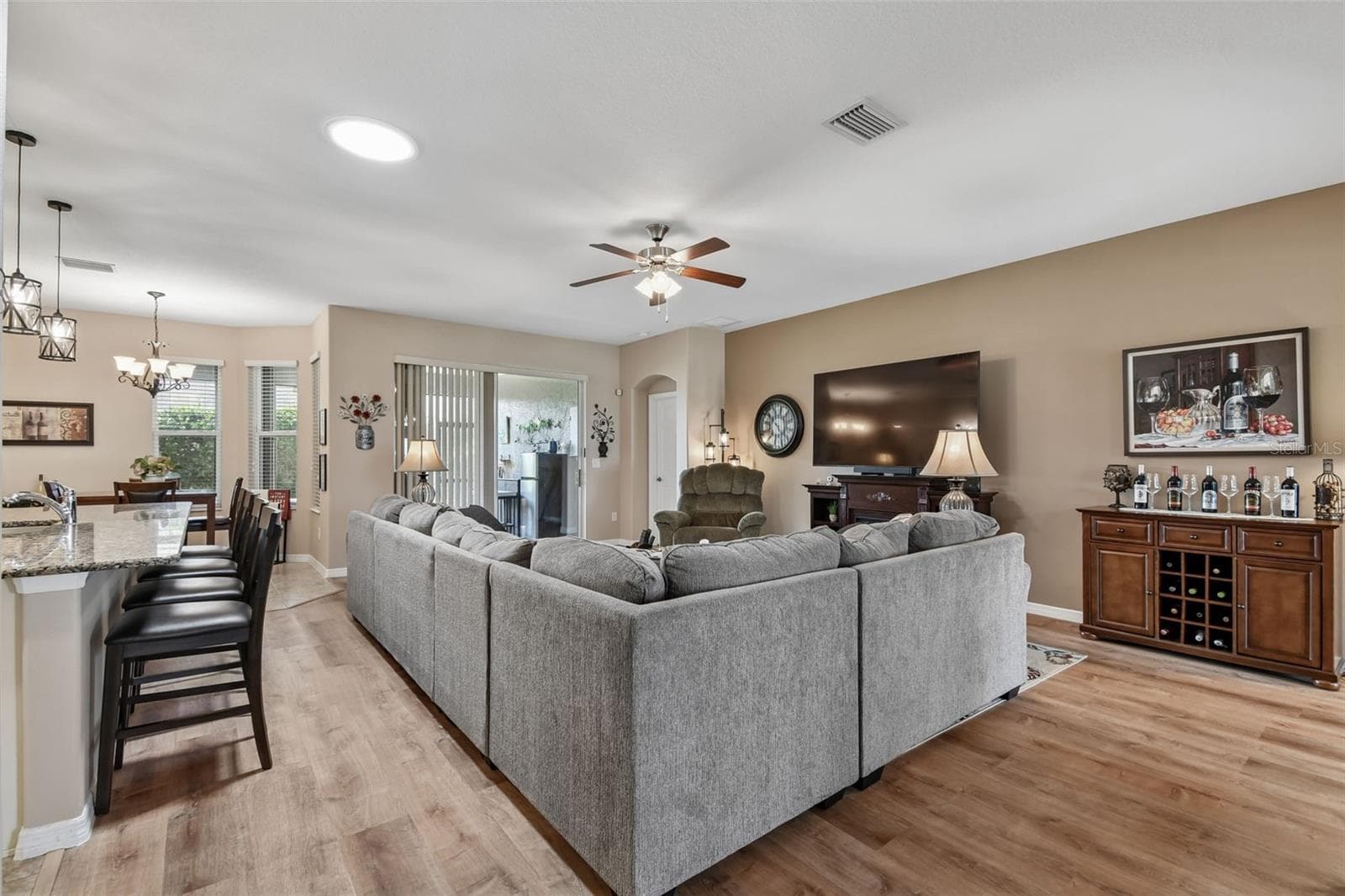 Single Family Residence at 26617 OTTER CREEK LN, LEESBURG, photo 13 of 39