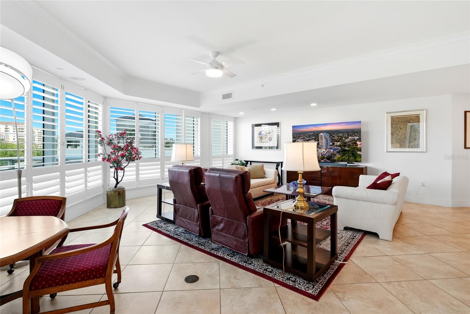 Condominium at 400 BEACH DR NE #401, ST PETERSBURG, photo 7 of 59
