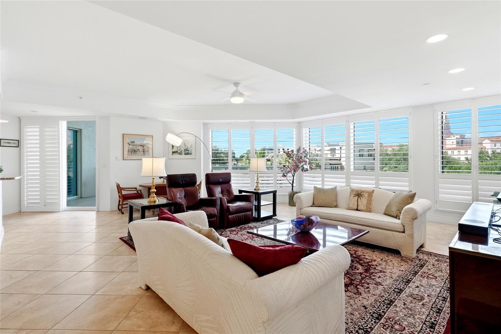 Condominium at 400 BEACH DR NE #401, ST PETERSBURG, photo 8 of 59
