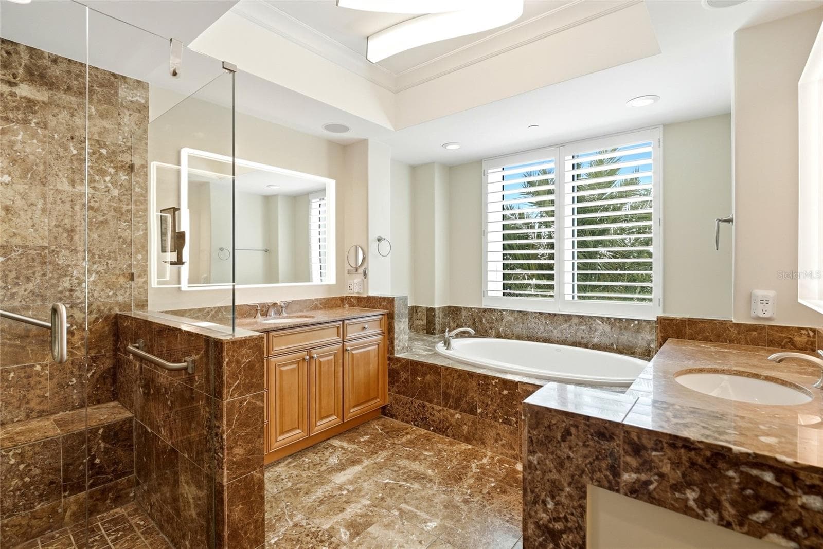 Condominium at 400 BEACH DR NE #401, ST PETERSBURG, photo 21 of 59