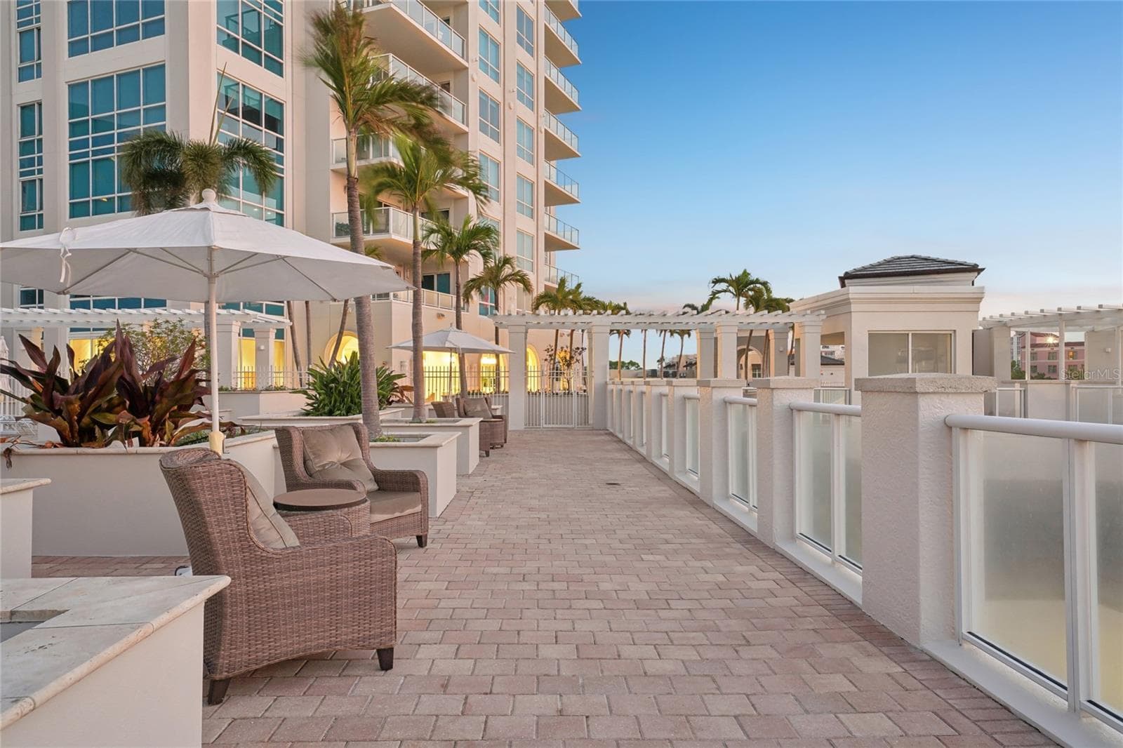 4th floor amenities - ON YOUR FLOOR! - 400 BEACH DR NE #401, ST PETERSBURG