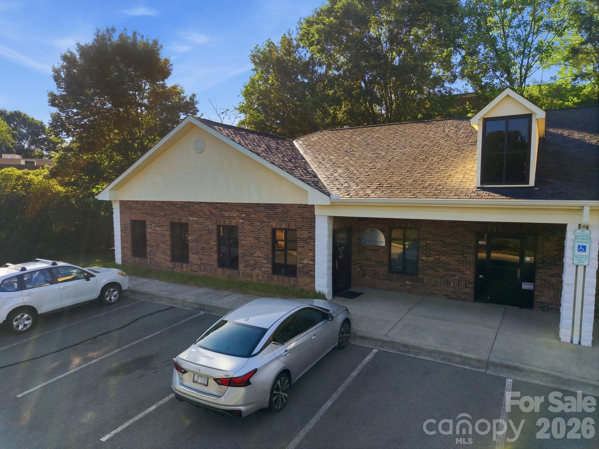 Office at Charlotte, photo 2 of 31