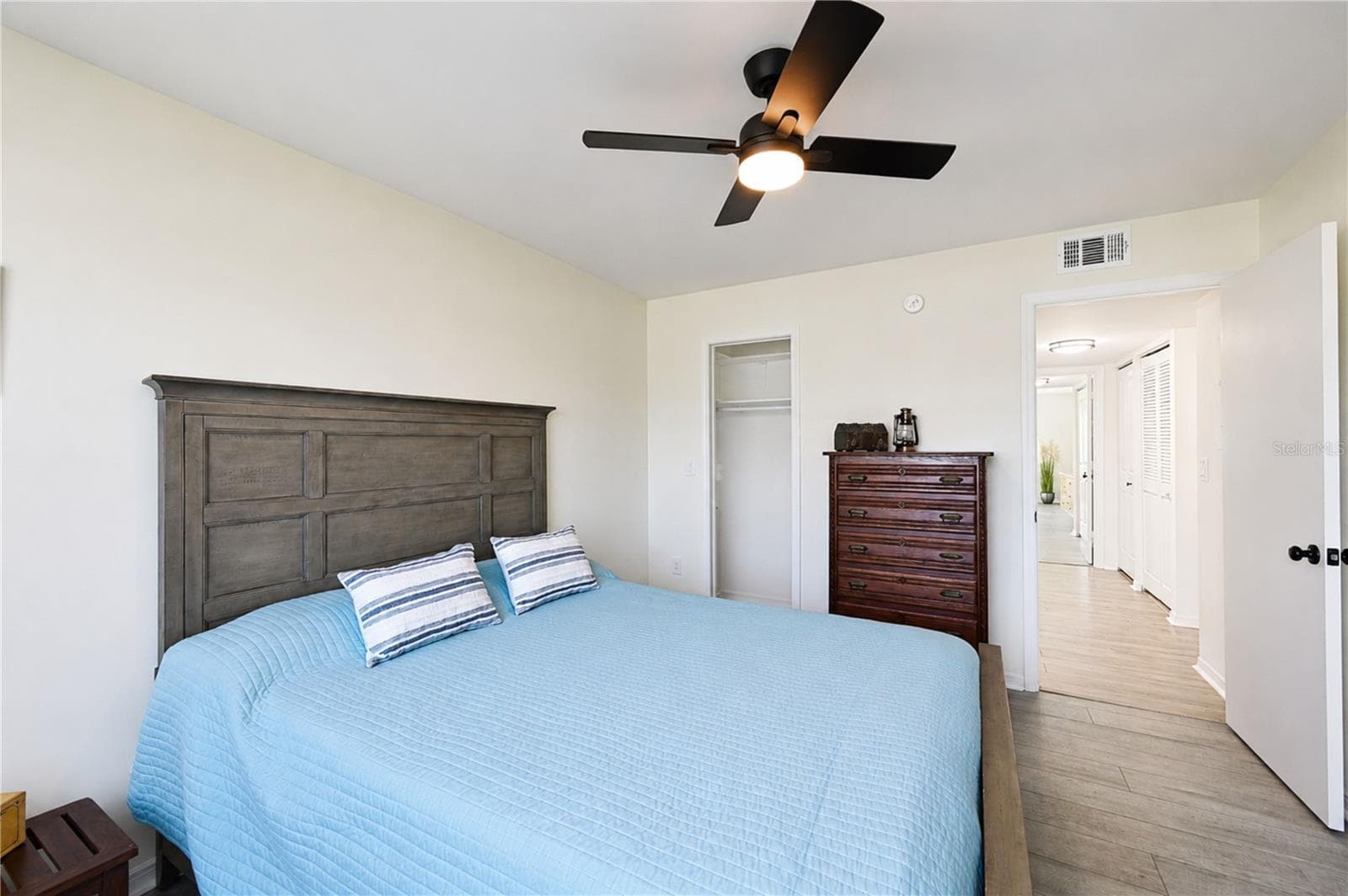 The walk-in closet is handy for you and your visitors - 4853 INDEPENDENCE DR, BRADENTON
